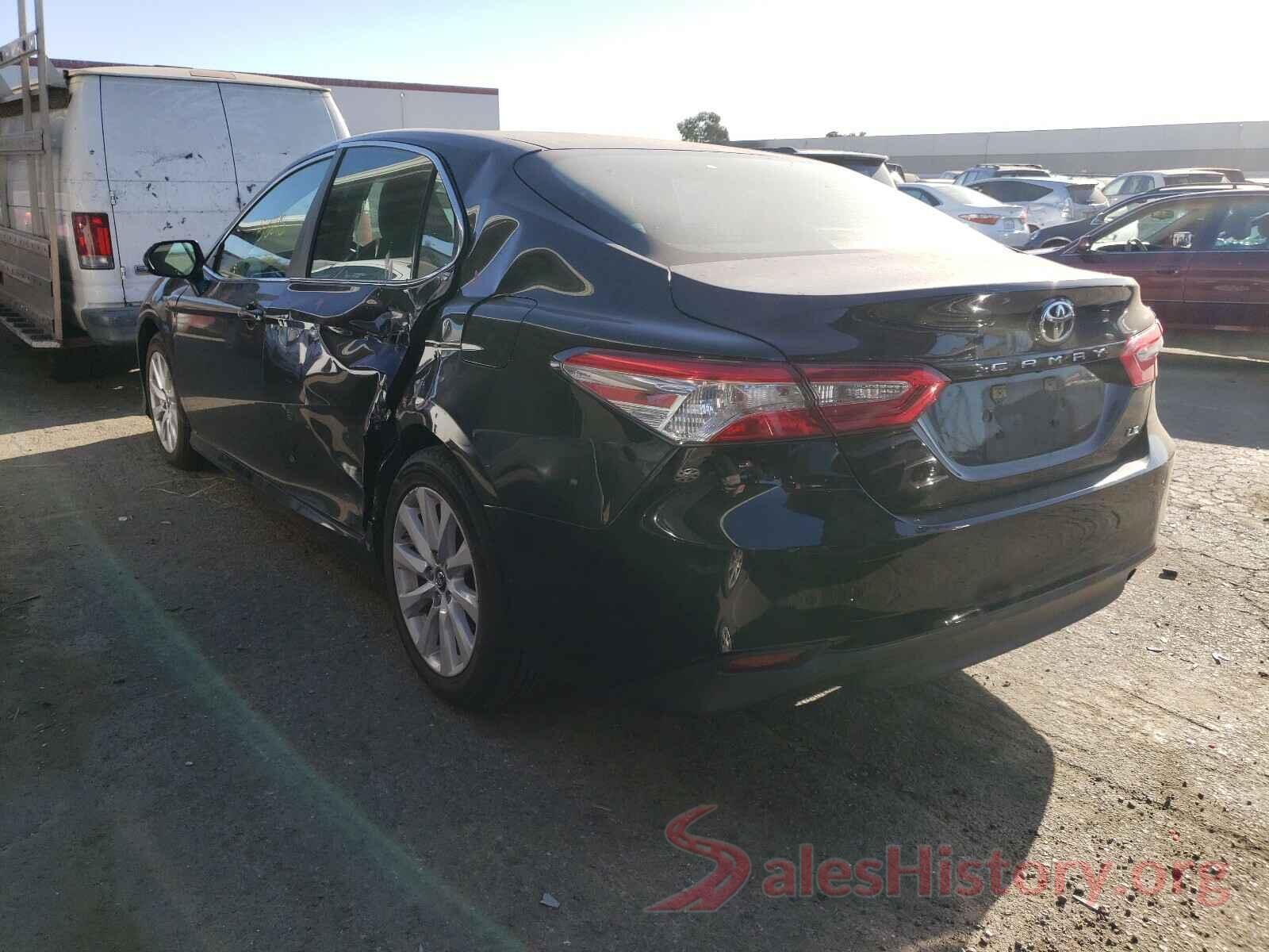 4T1B11HK2JU655722 2018 TOYOTA CAMRY