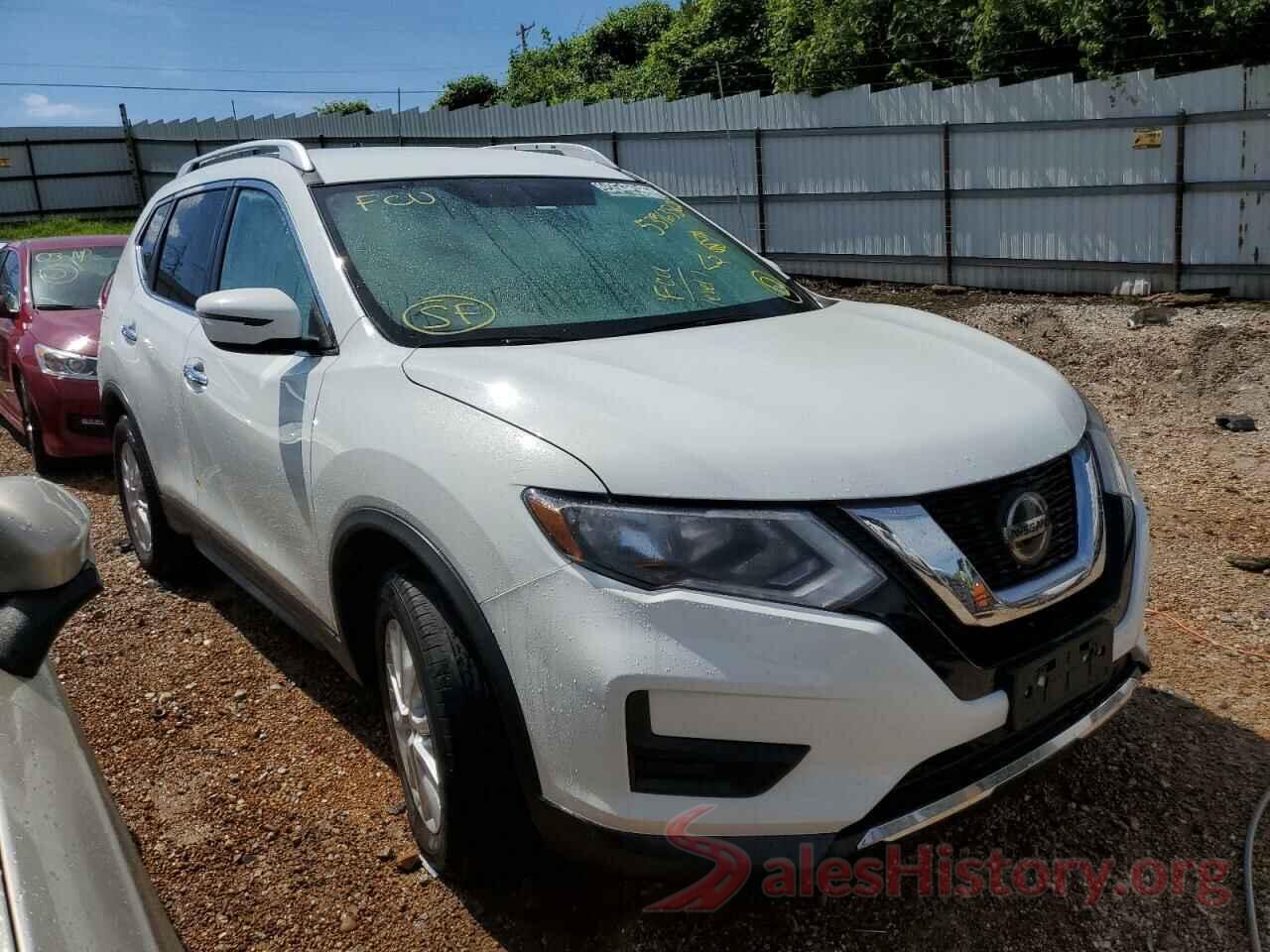 KNMAT2MV6JP526641 2018 NISSAN ROGUE