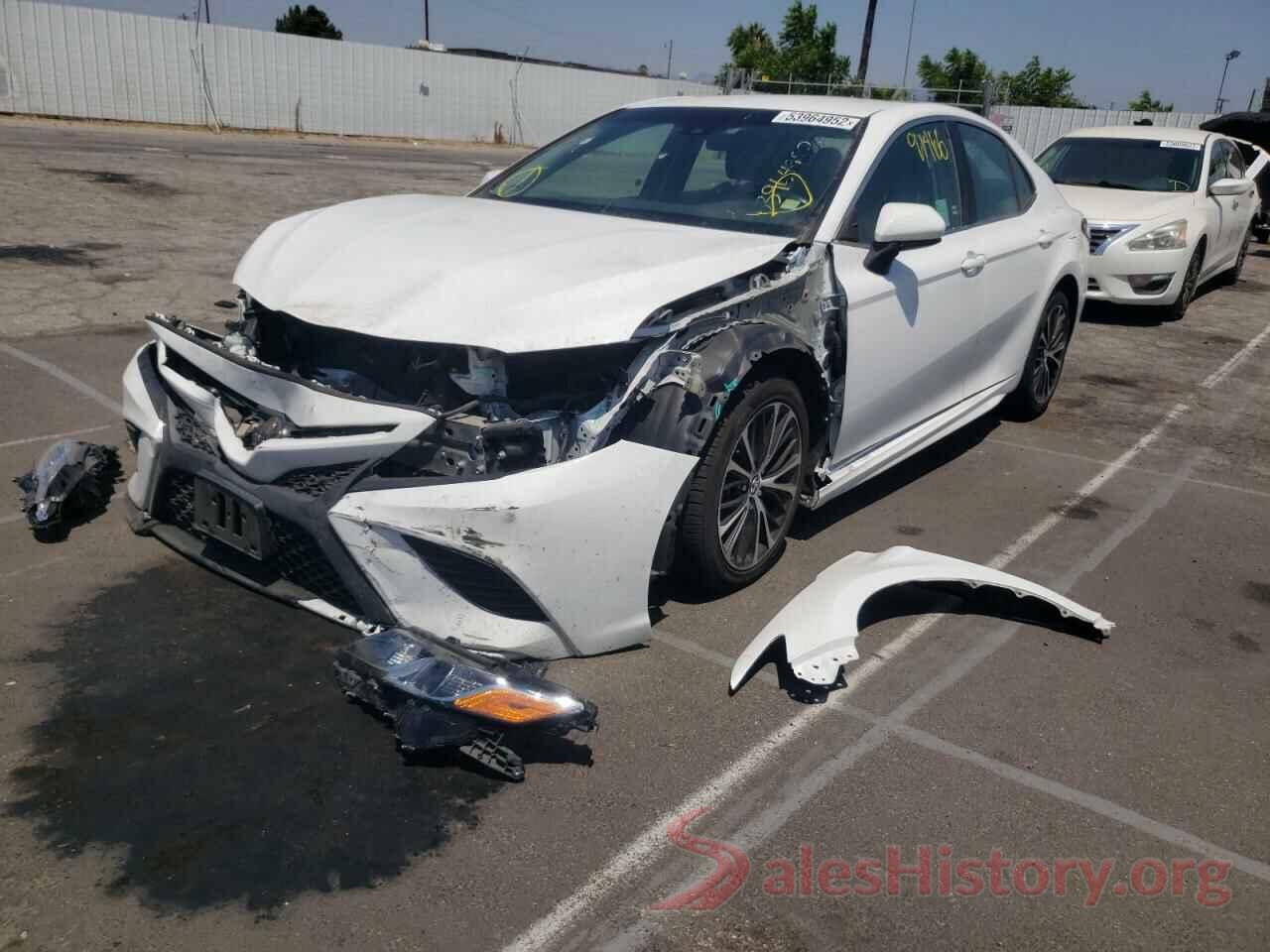 4T1B11HK7JU607181 2018 TOYOTA CAMRY