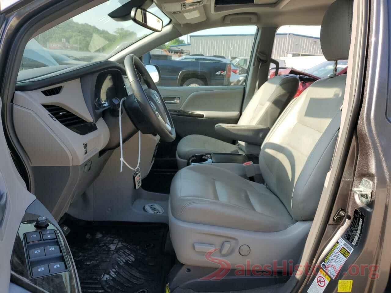 5TDYZ3DC0JS955524 2018 TOYOTA SIENNA