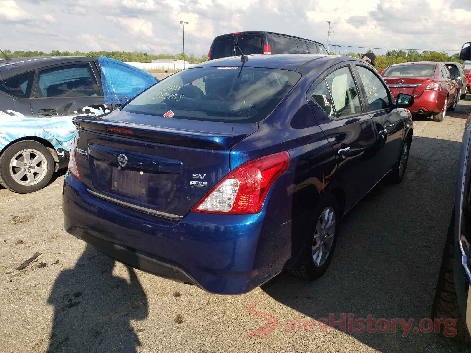 3N1CN7AP2JL882928 2018 NISSAN VERSA