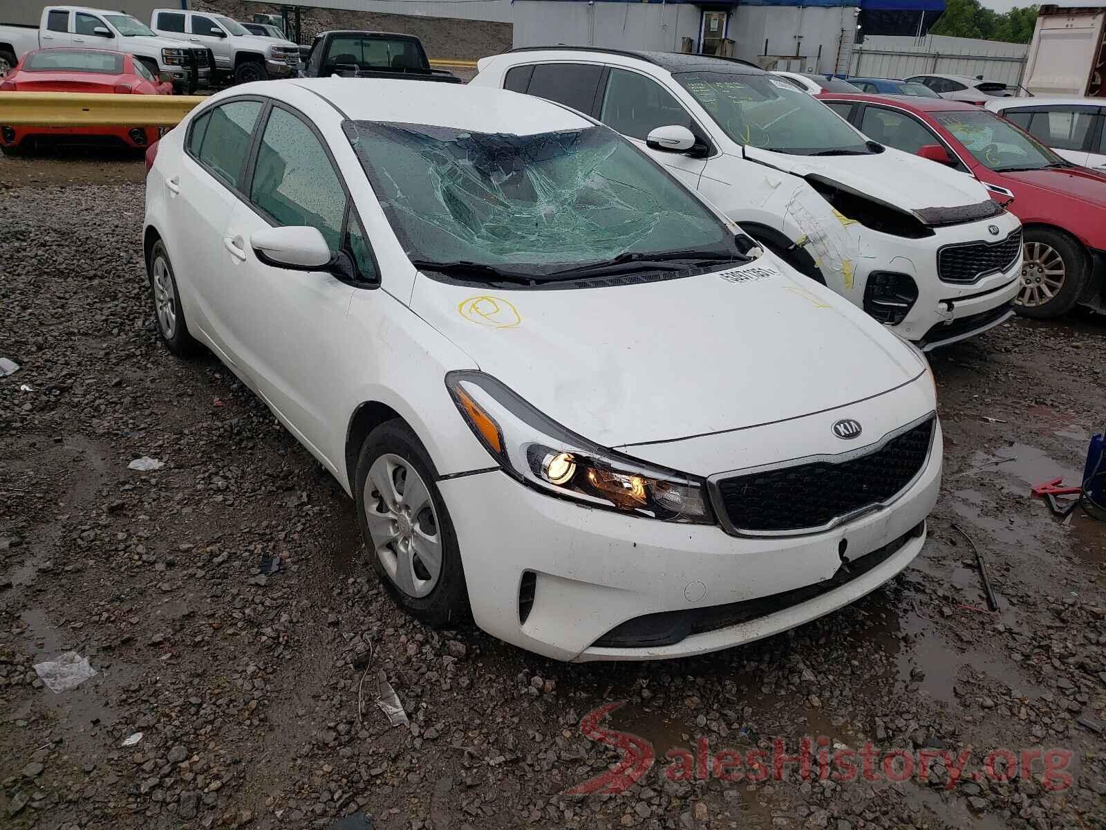 3KPFL4A77JE248081 2018 KIA FORTE