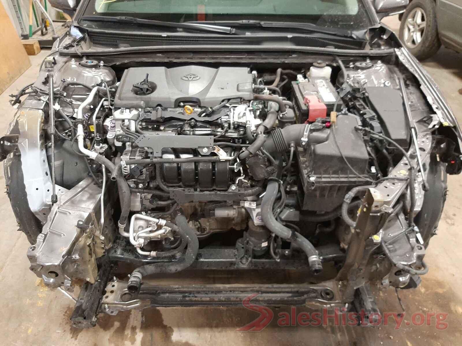 4T1B11HK9JU519832 2018 TOYOTA CAMRY