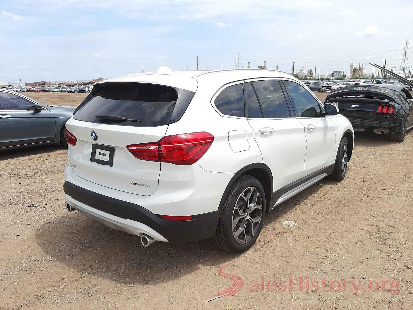 WBXJG7C04M5T05372 2021 BMW X1