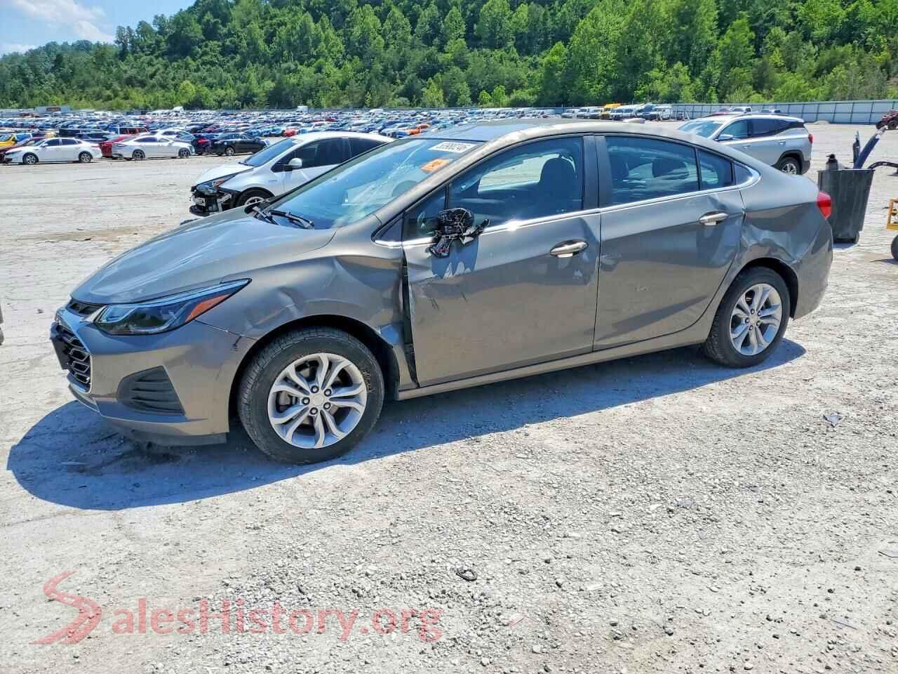 1G1BE5SM1K7112428 2019 CHEVROLET CRUZE