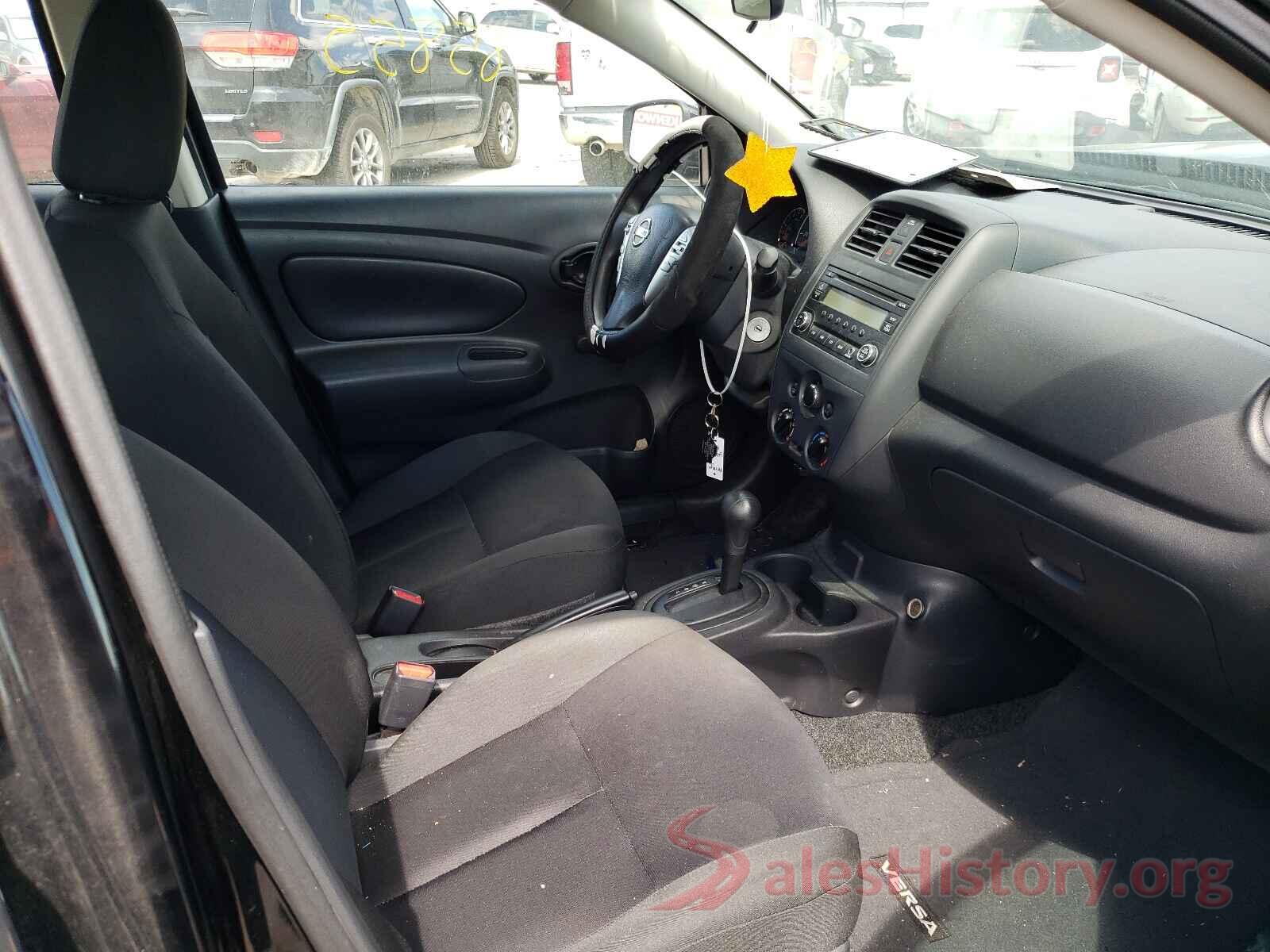 3N1CN7AP4JL829289 2018 NISSAN VERSA