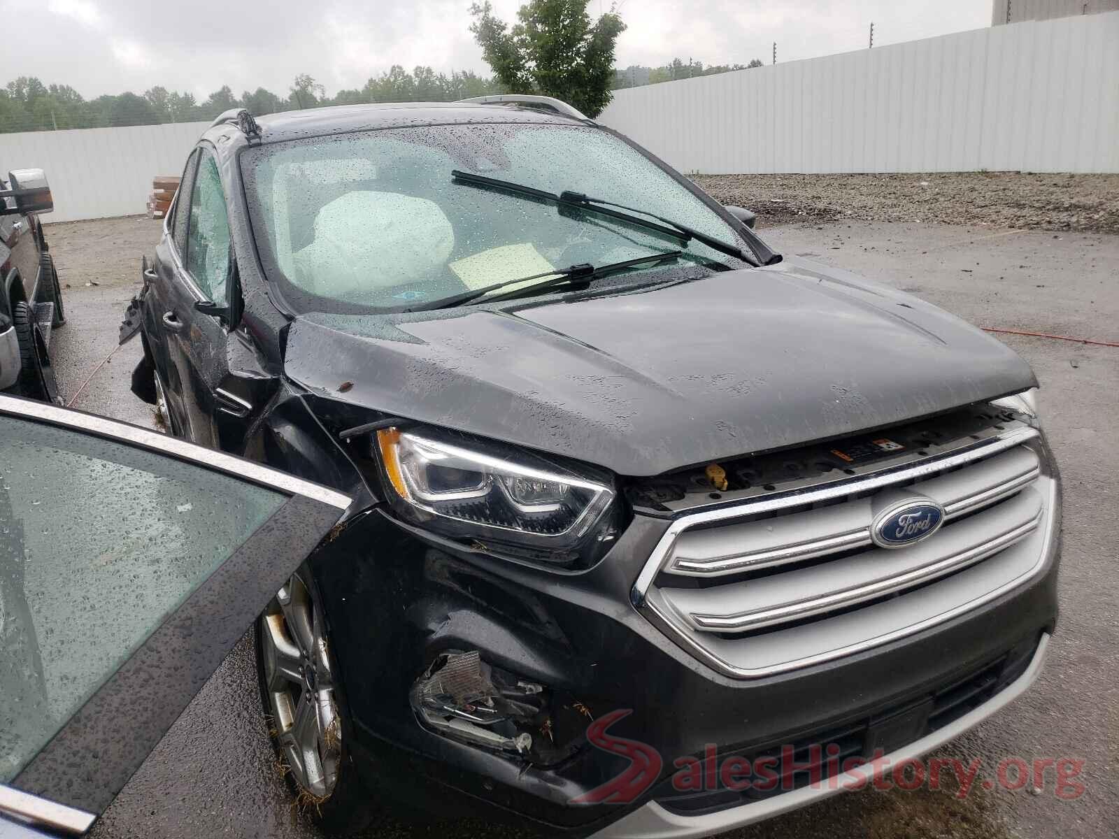 1FMCU9J9XJUA29353 2018 FORD ESCAPE