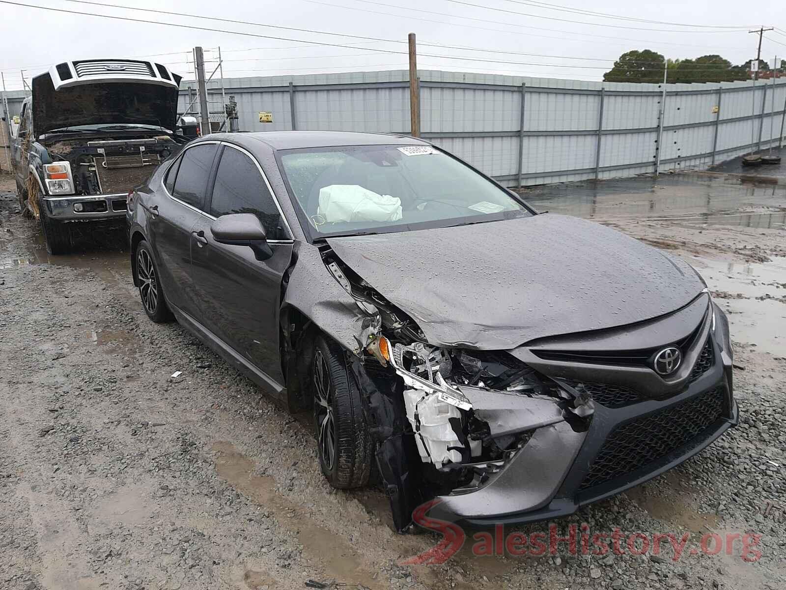 4T1B11HK3KU781962 2019 TOYOTA CAMRY