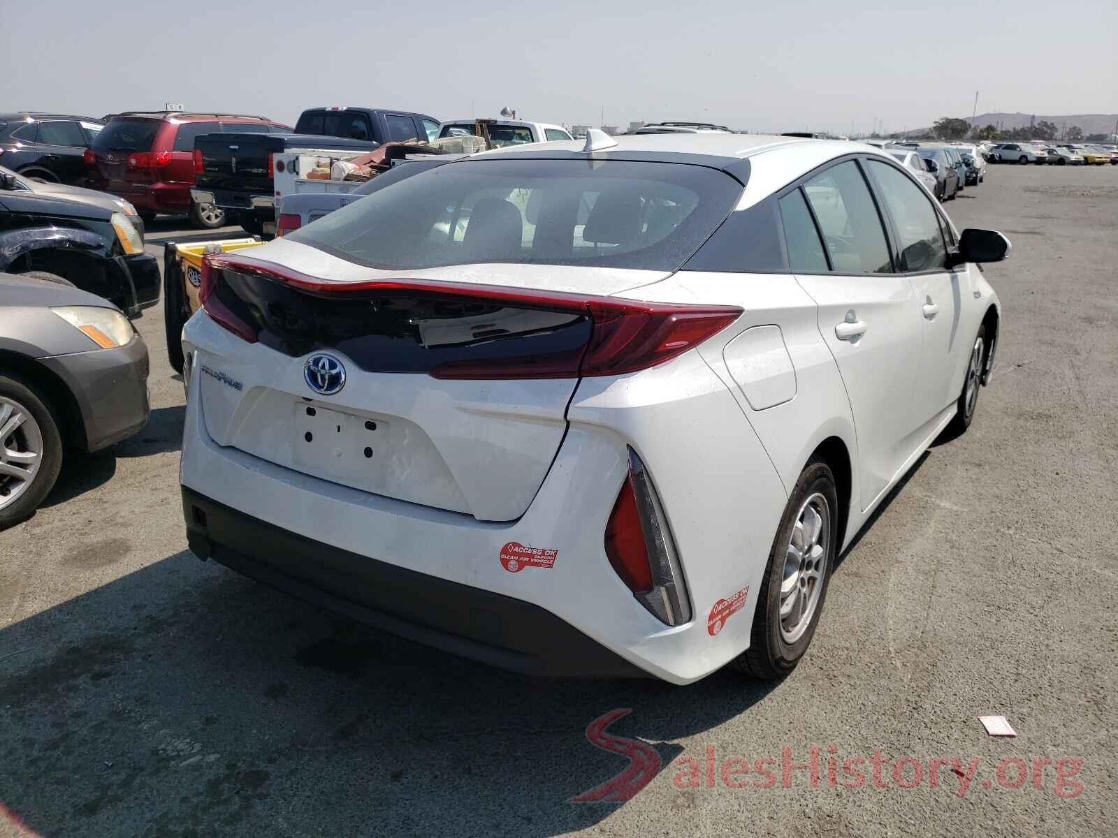 JTDKARFP9J3091901 2018 TOYOTA PRIUS