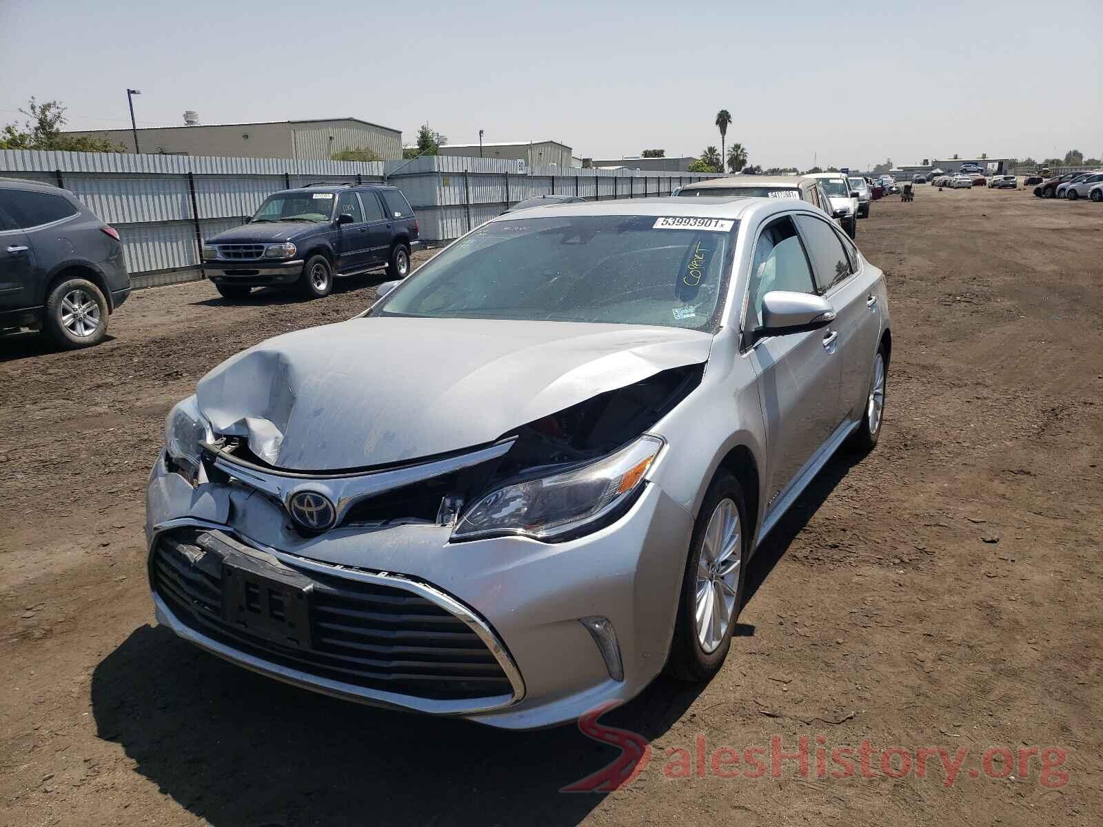 4T1BD1EB3JU063810 2018 TOYOTA AVALON