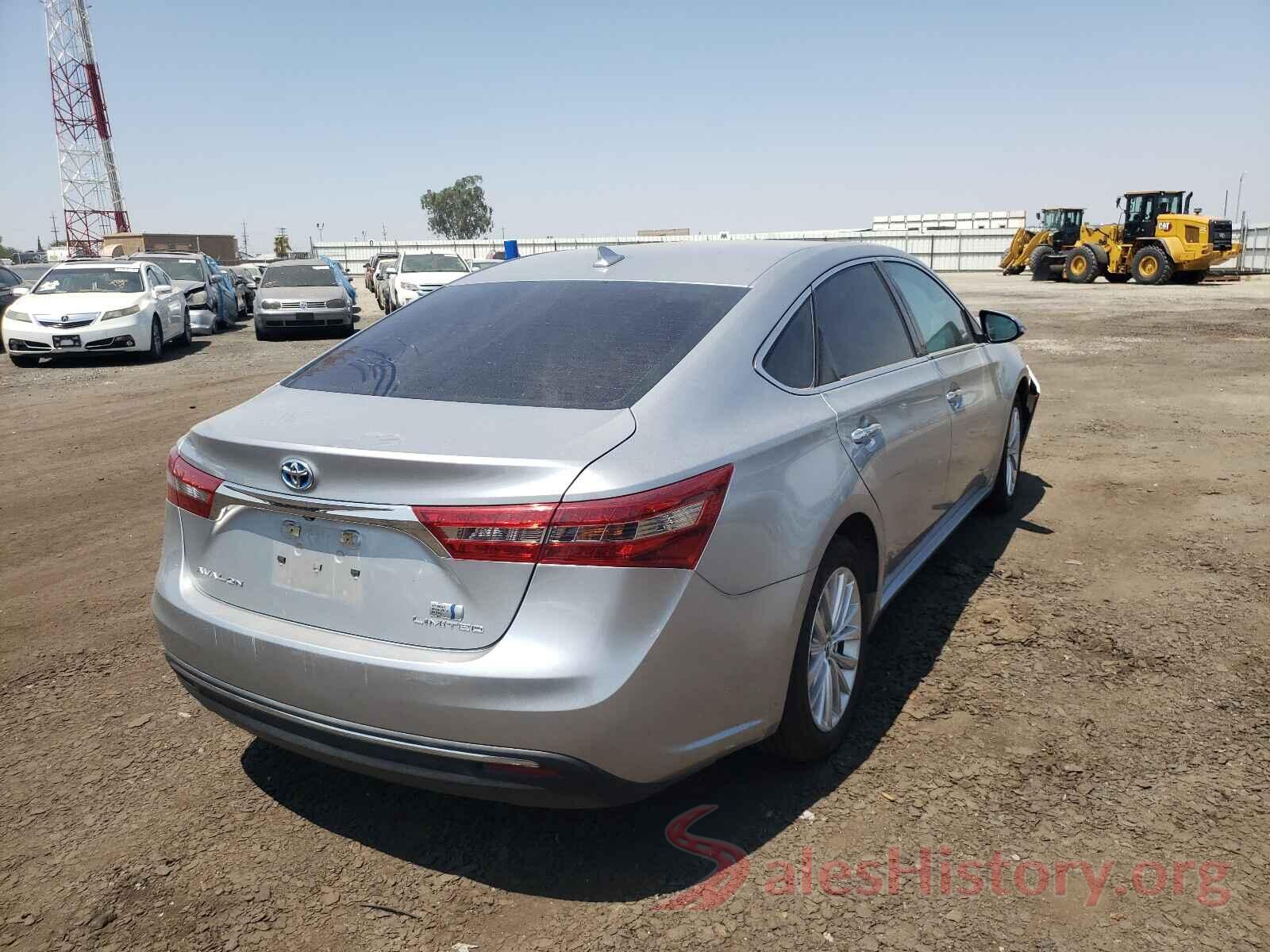 4T1BD1EB3JU063810 2018 TOYOTA AVALON