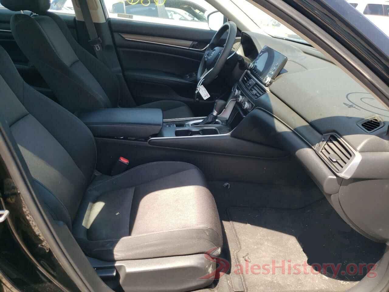 1HGCV1F10JA056943 2018 HONDA ACCORD