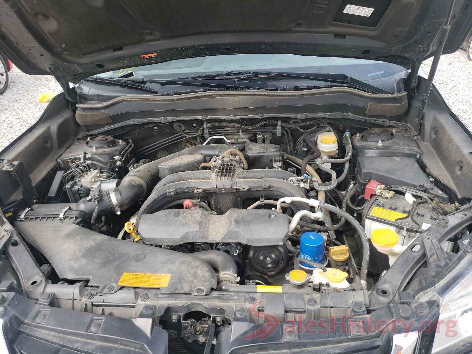 JF2SJAGC5JH552948 2018 SUBARU FORESTER