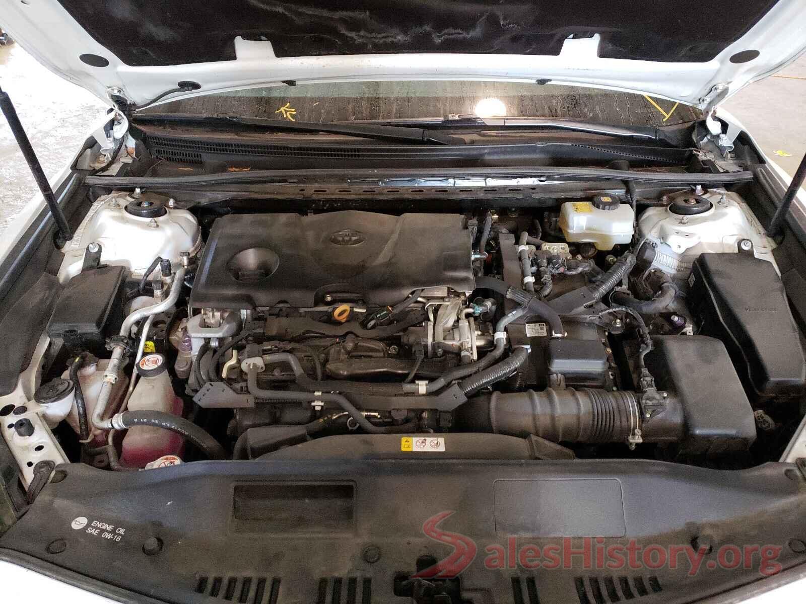 4T1B21HK8JU007413 2018 TOYOTA CAMRY