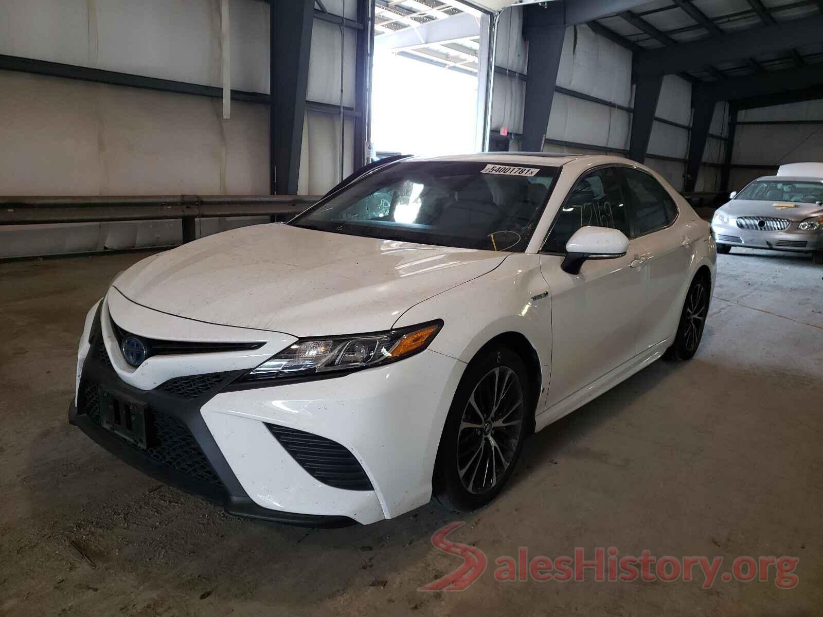 4T1B21HK8JU007413 2018 TOYOTA CAMRY