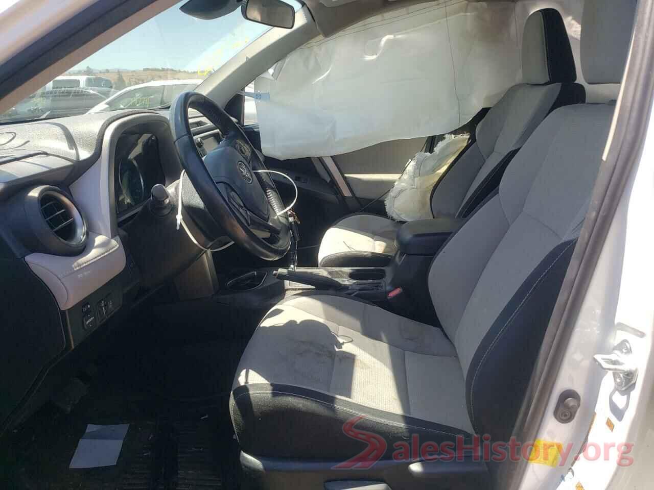 JTMRJREV7HD147613 2017 TOYOTA RAV4