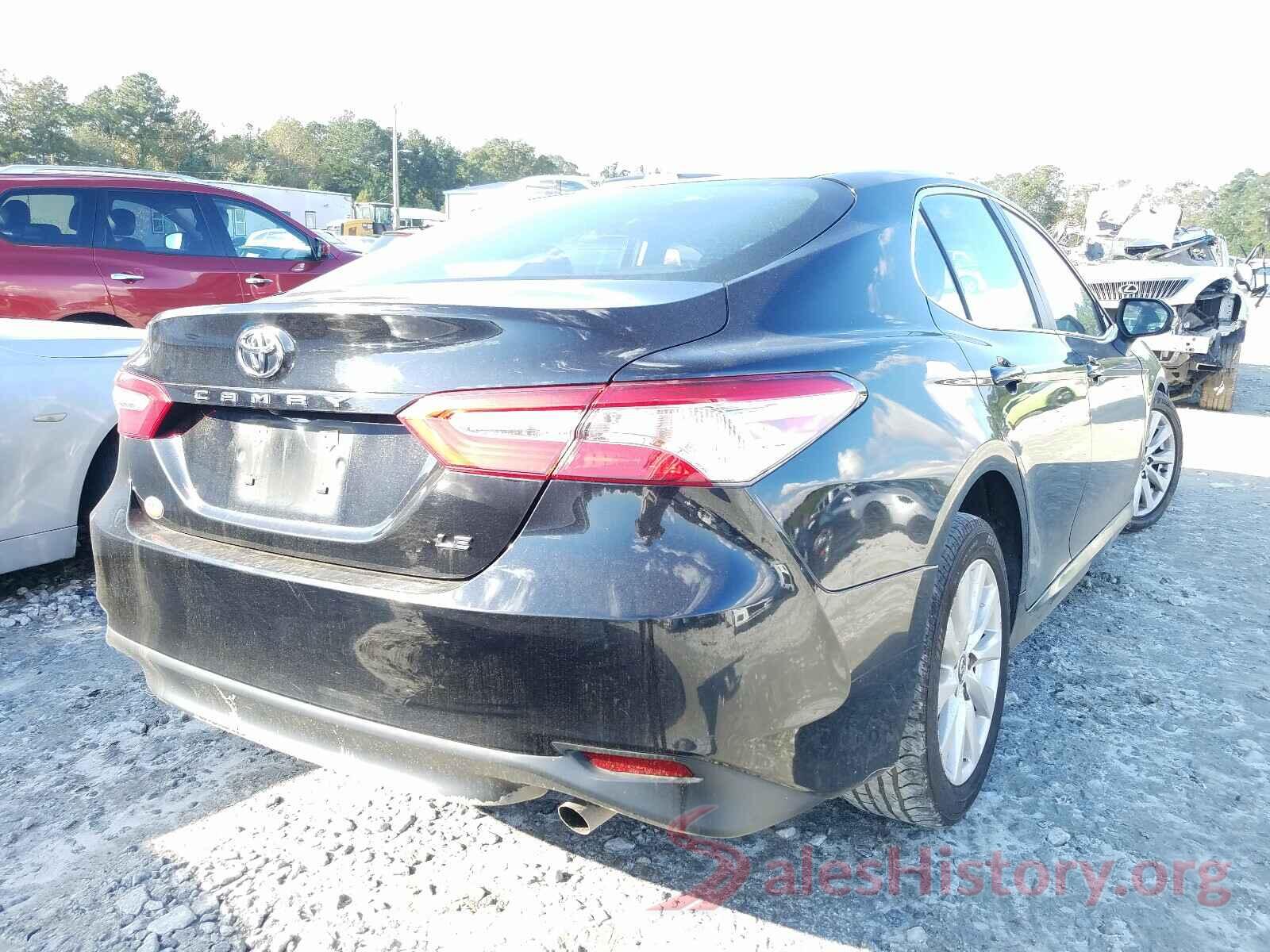 4T1B11HK3JU647175 2018 TOYOTA CAMRY