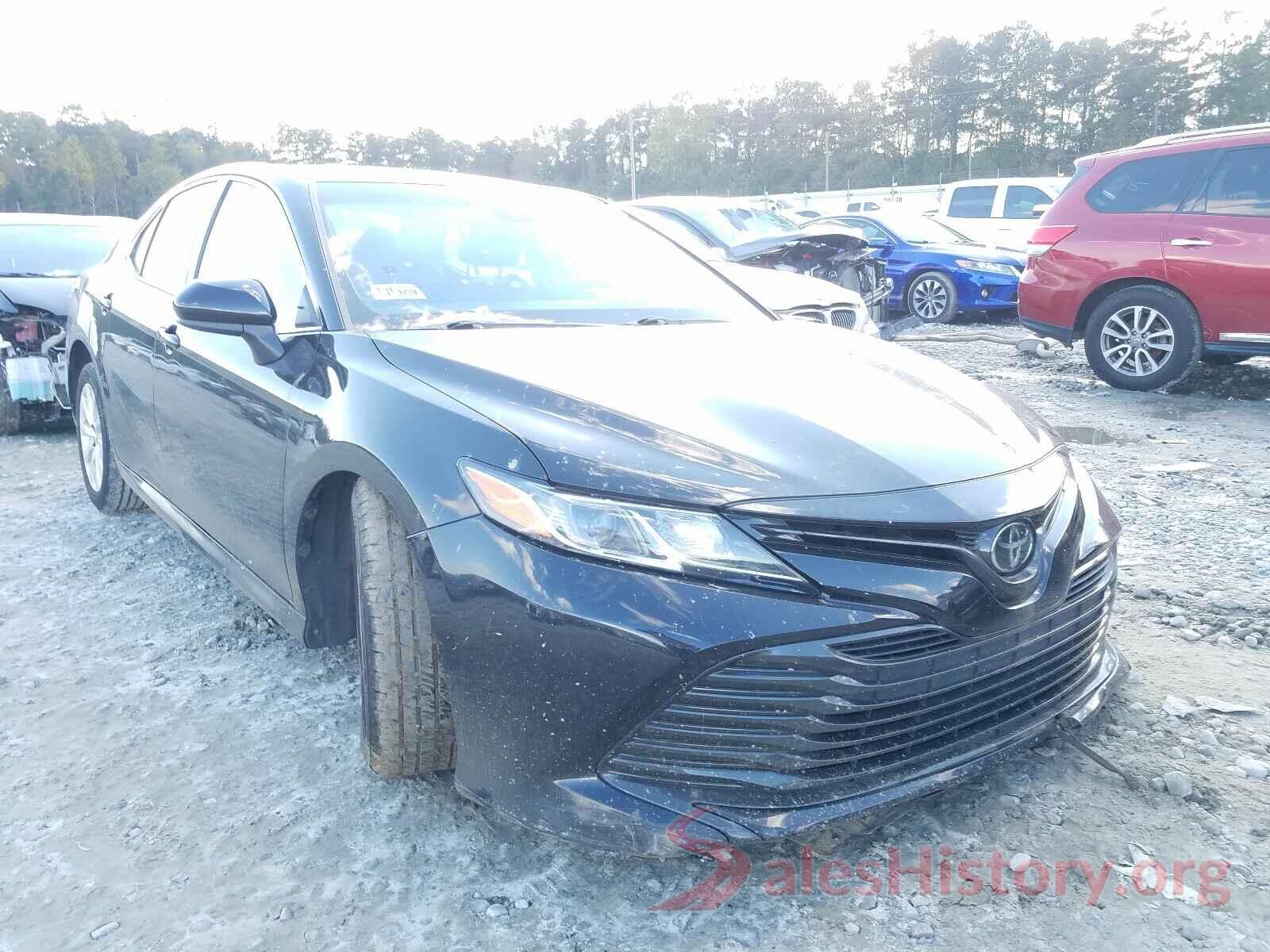 4T1B11HK3JU647175 2018 TOYOTA CAMRY