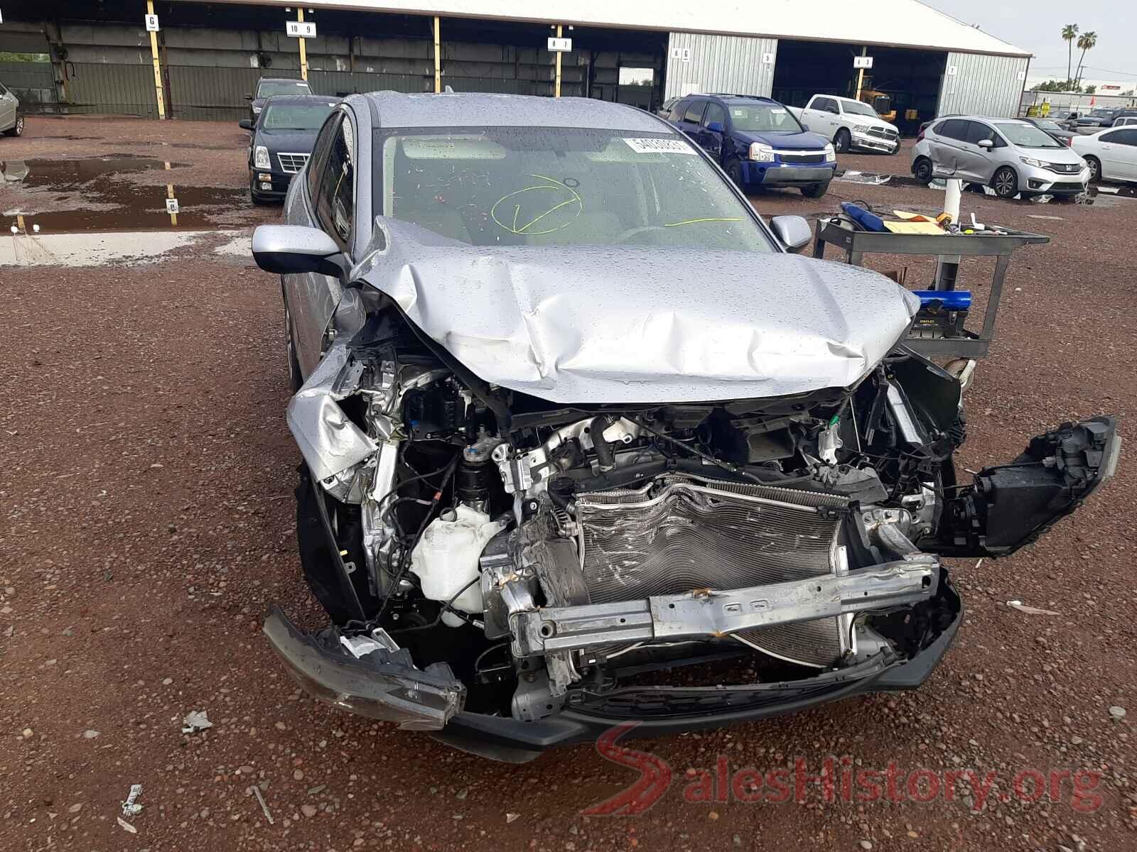 3CZRU6H35JG725999 2018 HONDA HR-V