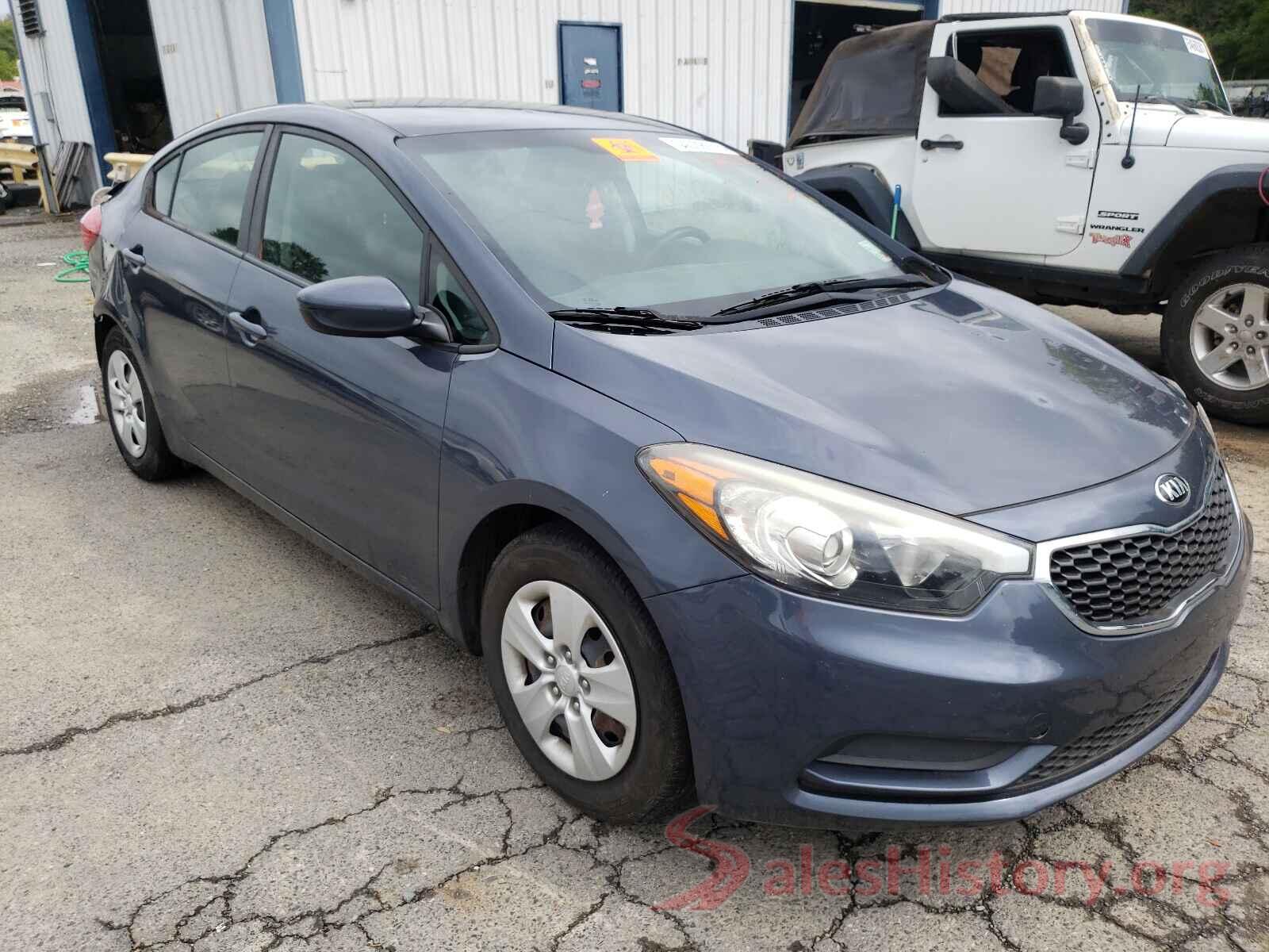 KNAFK4A67G5565872 2016 KIA FORTE