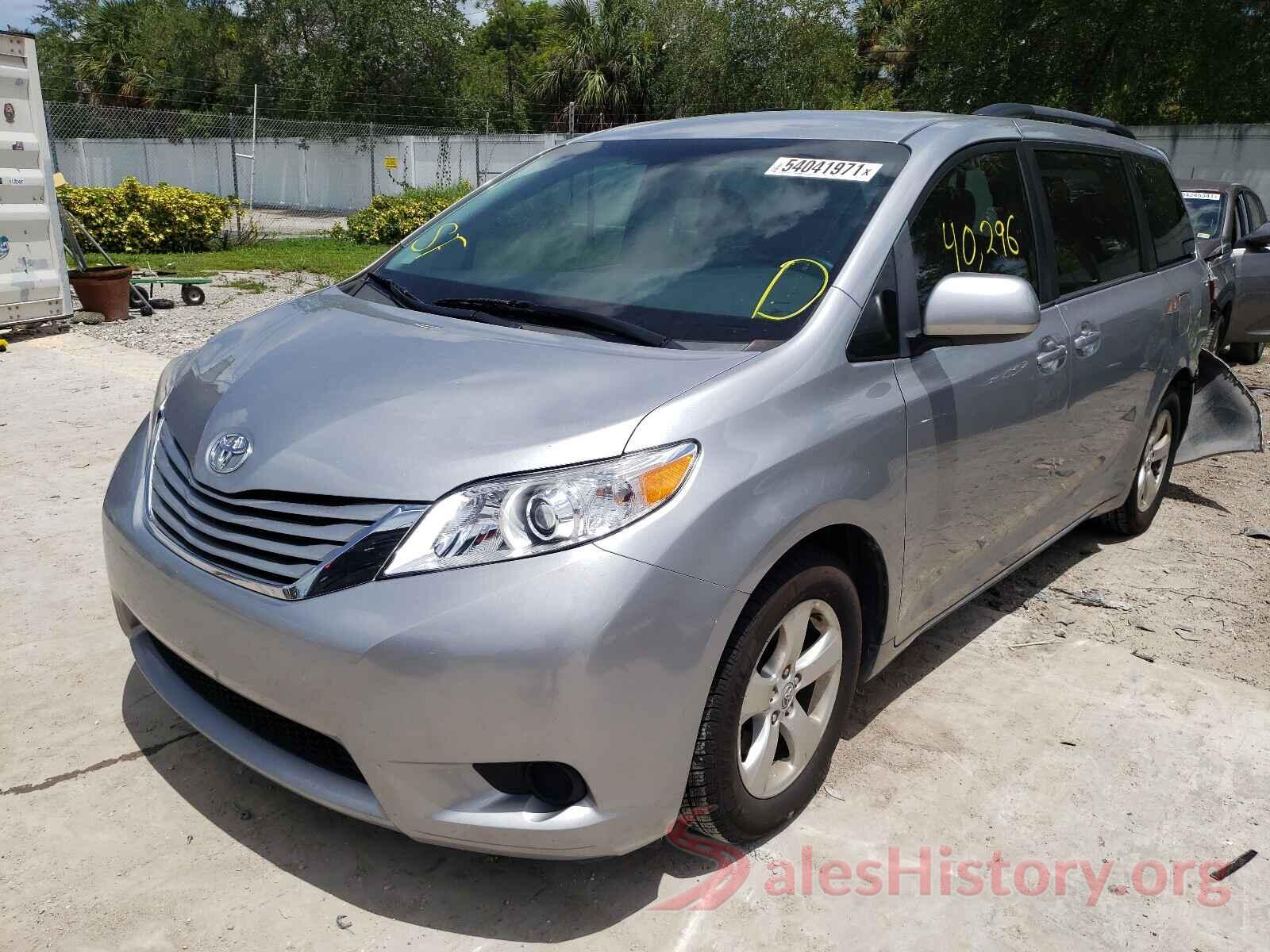 5TDKZ3DC8HS889837 2017 TOYOTA SIENNA