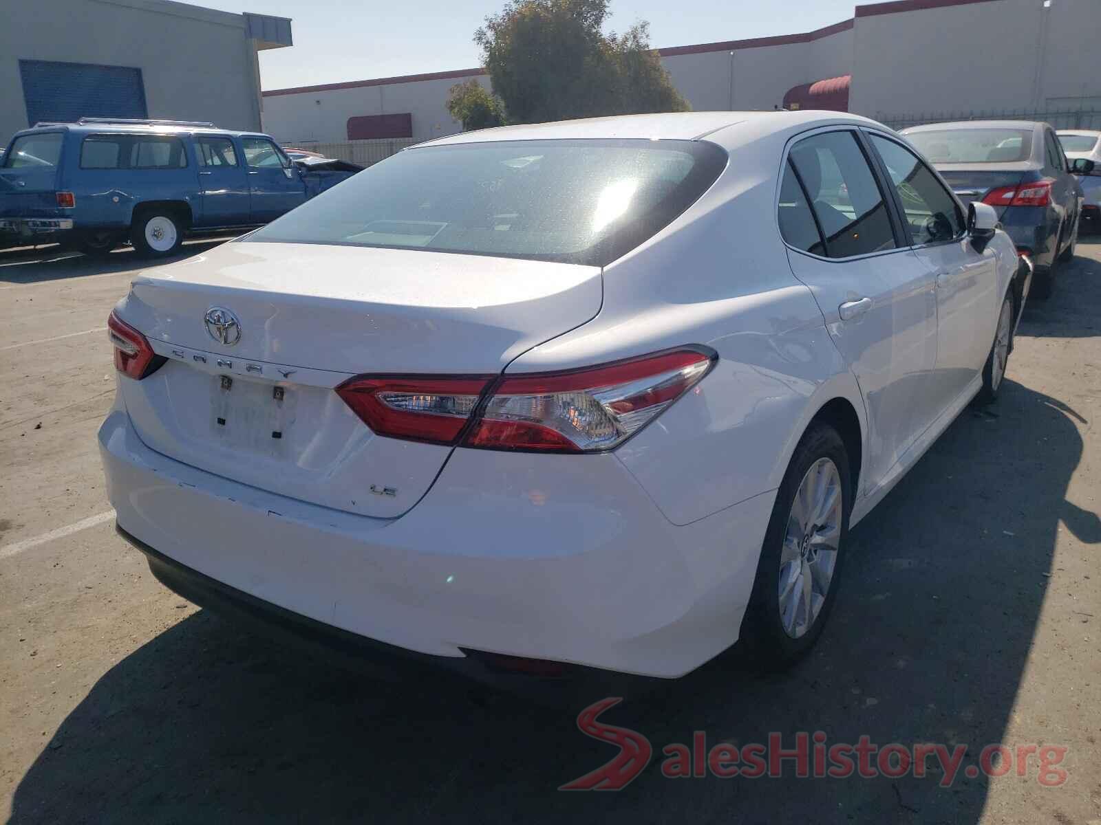 4T1B11HKXJU124932 2018 TOYOTA CAMRY