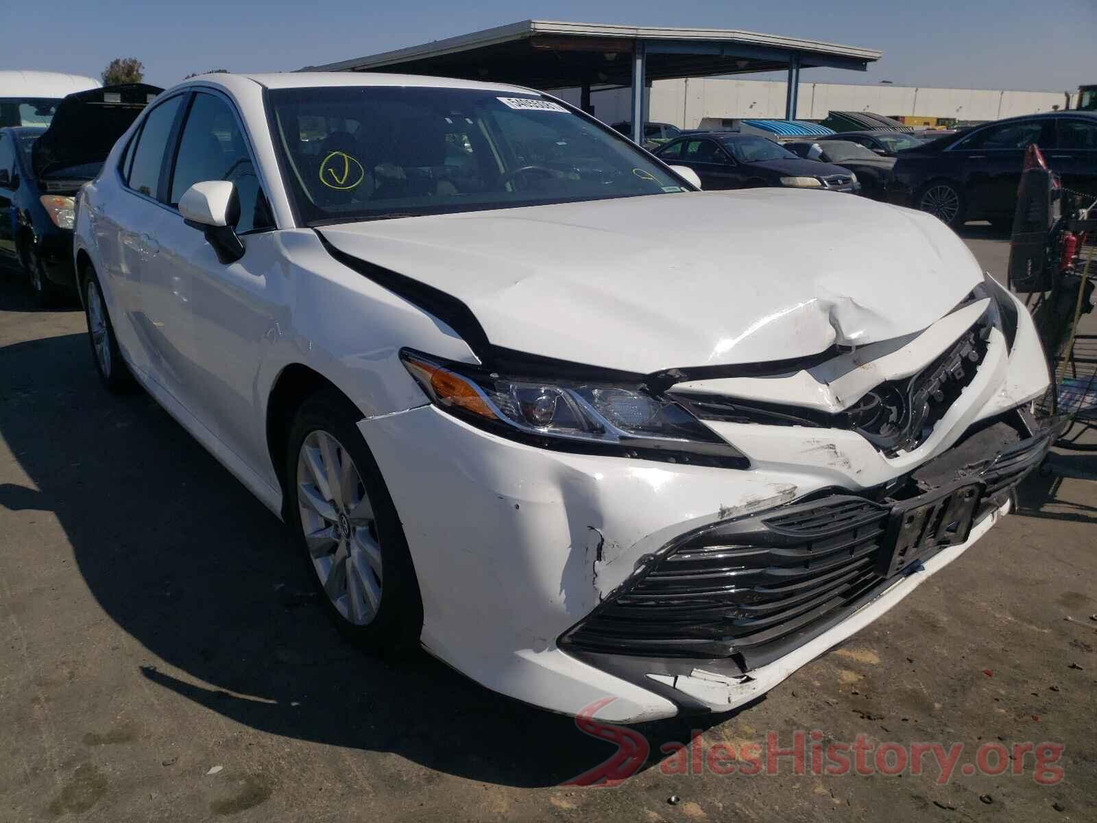 4T1B11HKXJU124932 2018 TOYOTA CAMRY