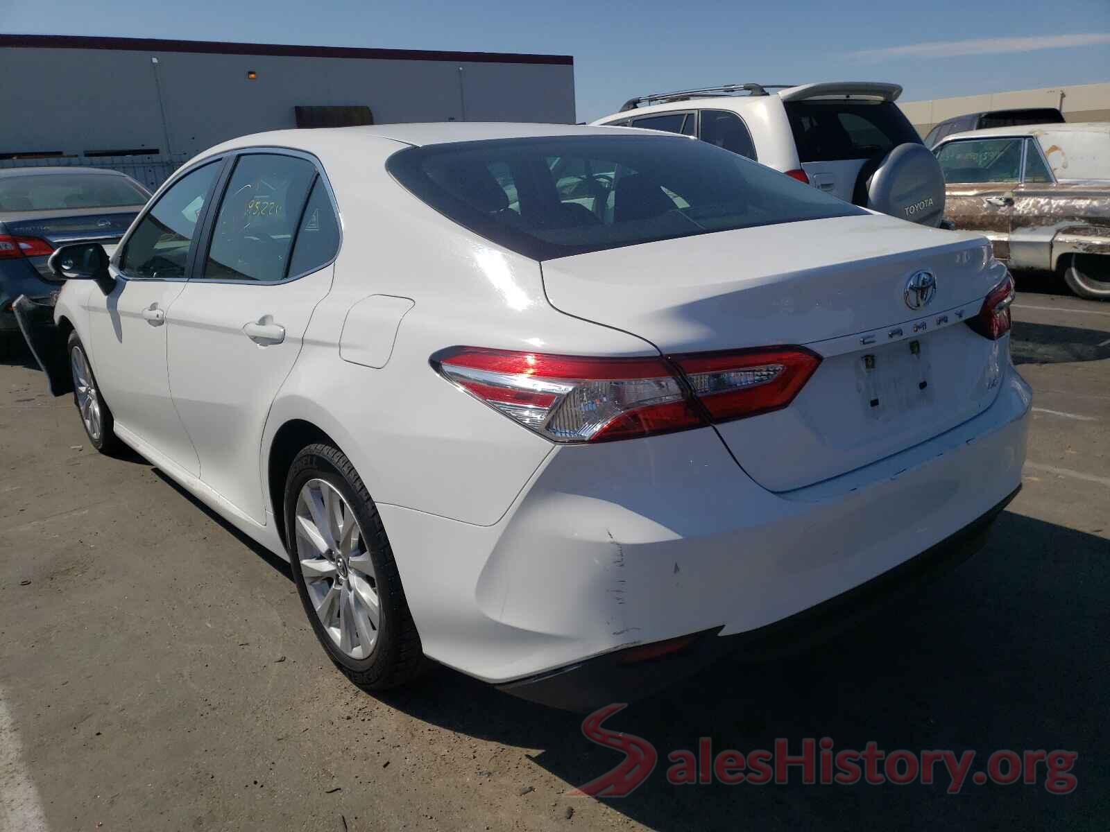 4T1B11HKXJU124932 2018 TOYOTA CAMRY