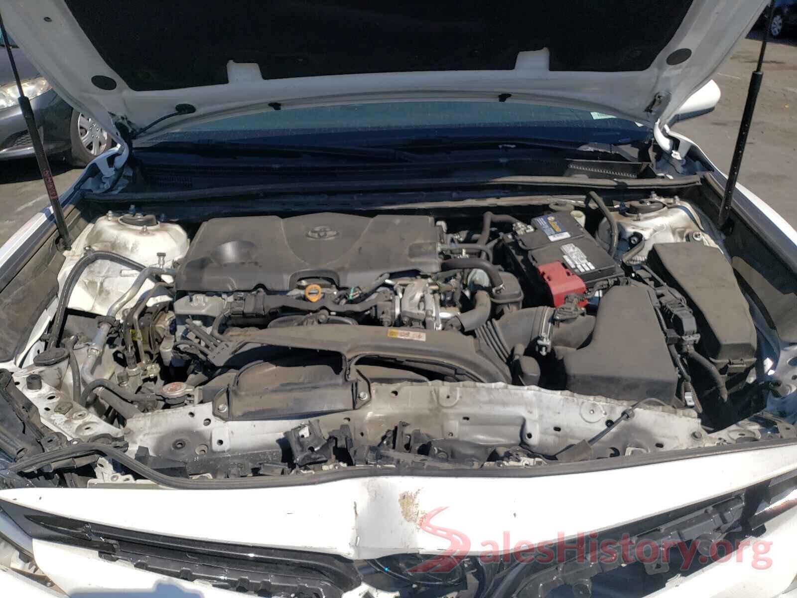 4T1B11HKXJU124932 2018 TOYOTA CAMRY