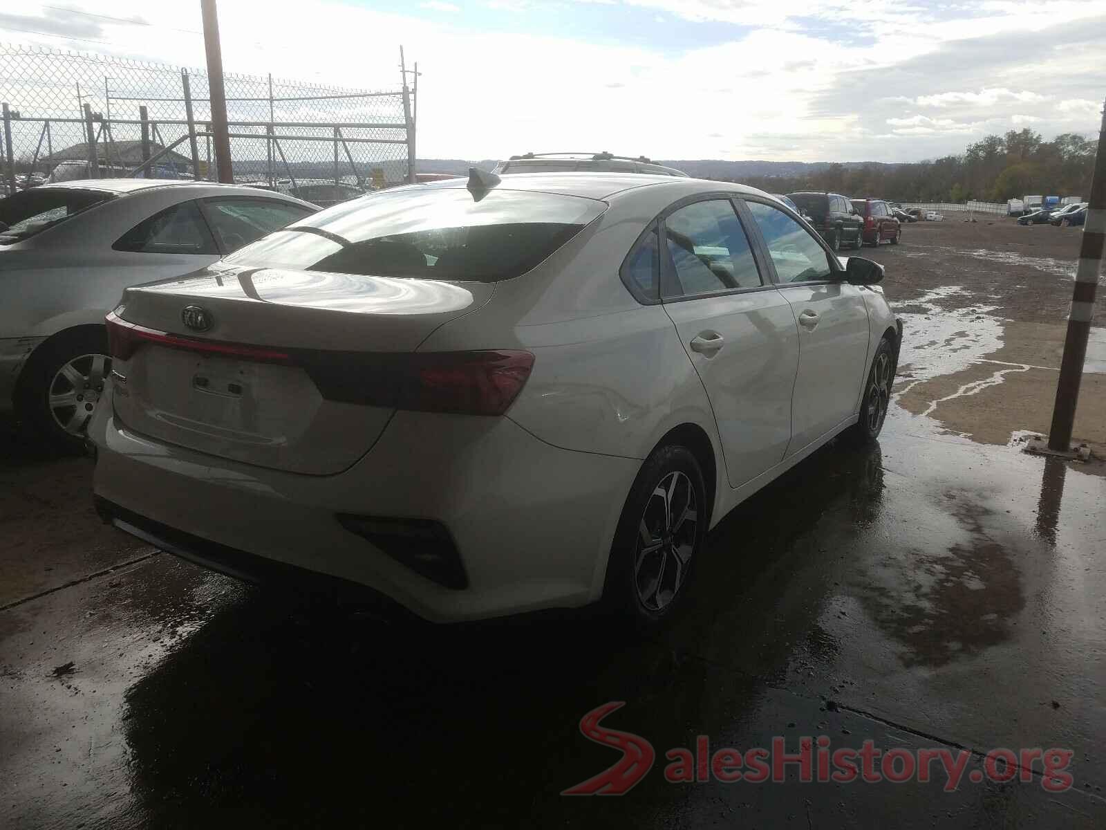 3KPF24AD8KE061796 2019 KIA FORTE