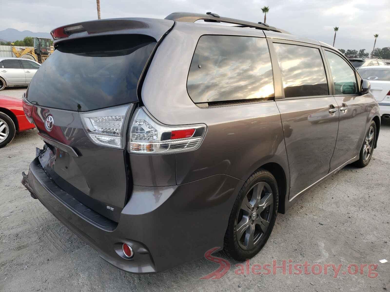 5TDXZ3DC1HS777838 2017 TOYOTA SIENNA