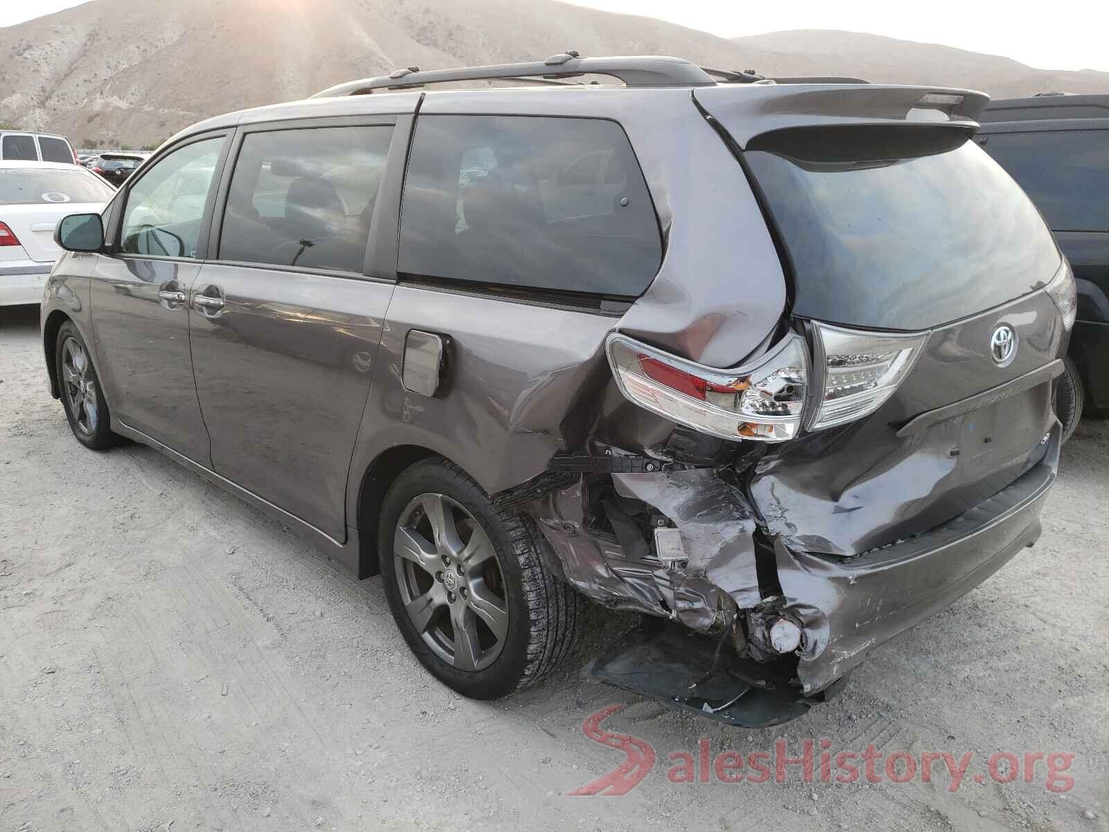 5TDXZ3DC1HS777838 2017 TOYOTA SIENNA