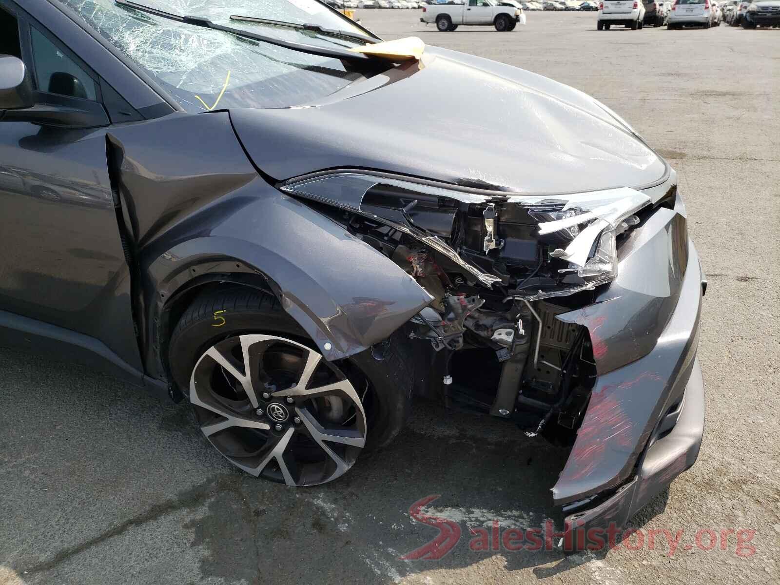 NMTKHMBX8JR033053 2018 TOYOTA C-HR