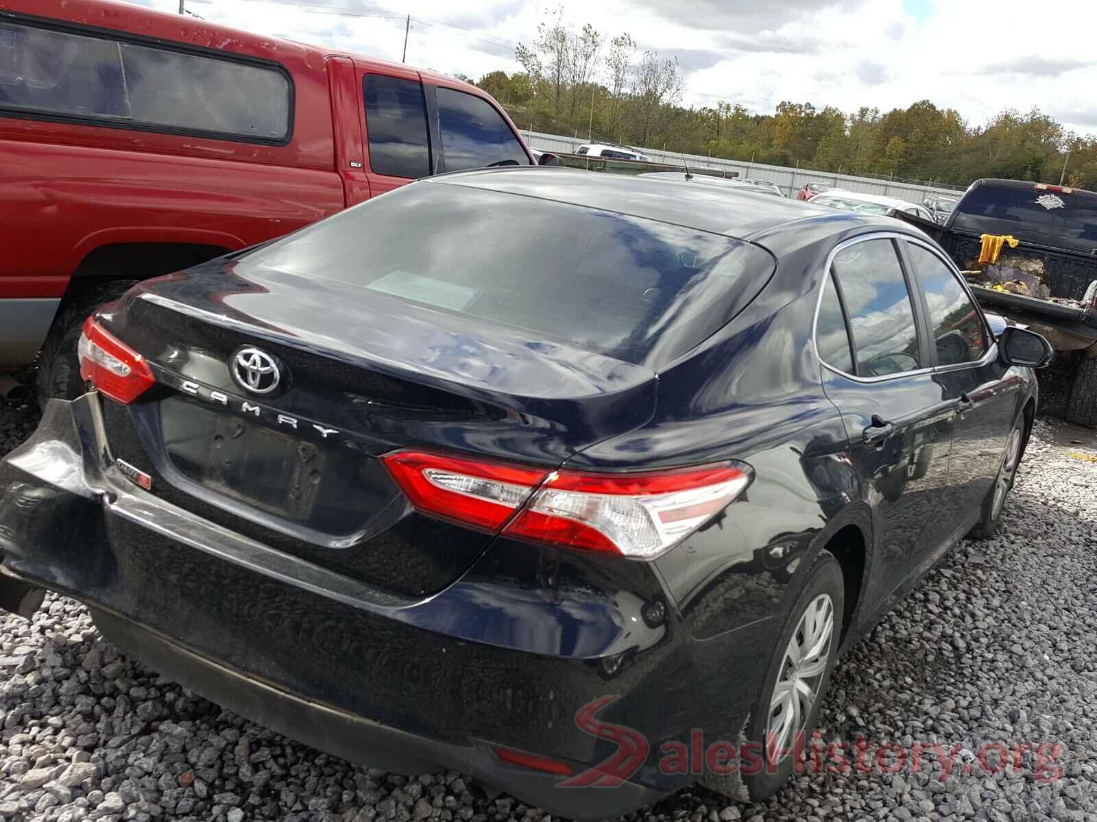 4T1B11HK4JU543374 2018 TOYOTA CAMRY