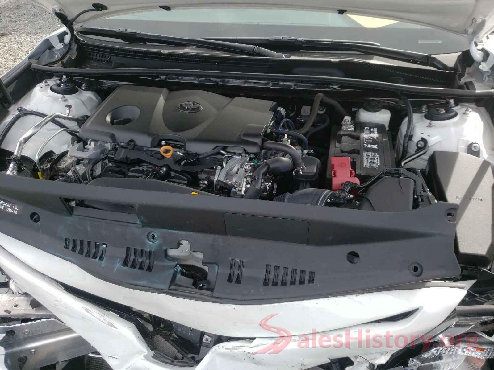 4T1B11HK8JU558931 2018 TOYOTA CAMRY