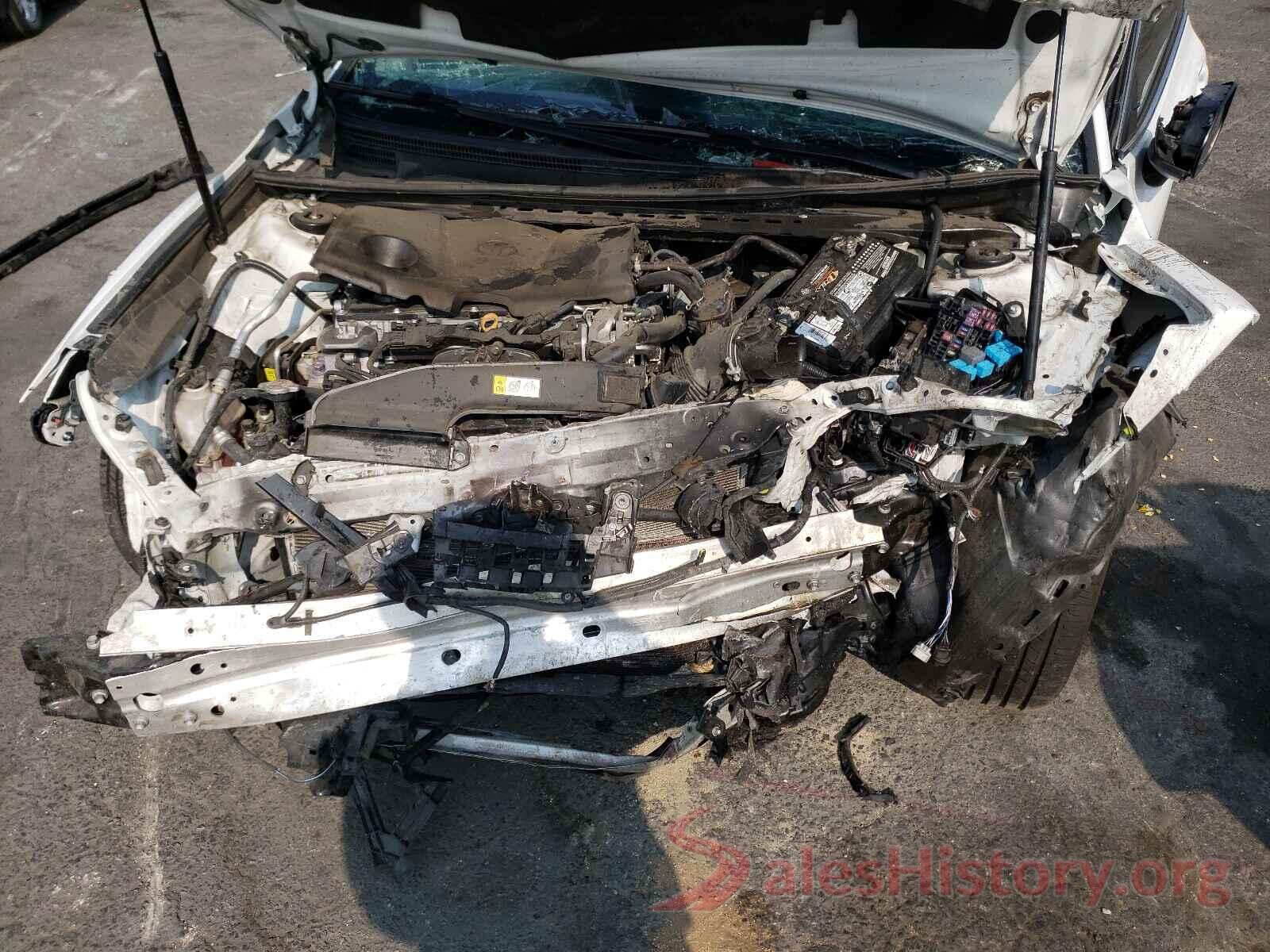 4T1B11HK6JU581124 2018 TOYOTA CAMRY