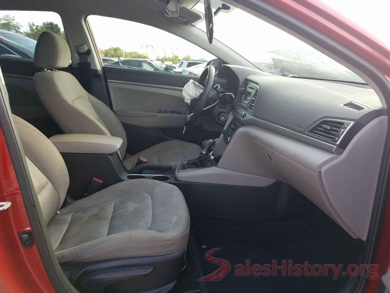 5NPD74LFXJH213661 2018 HYUNDAI ELANTRA