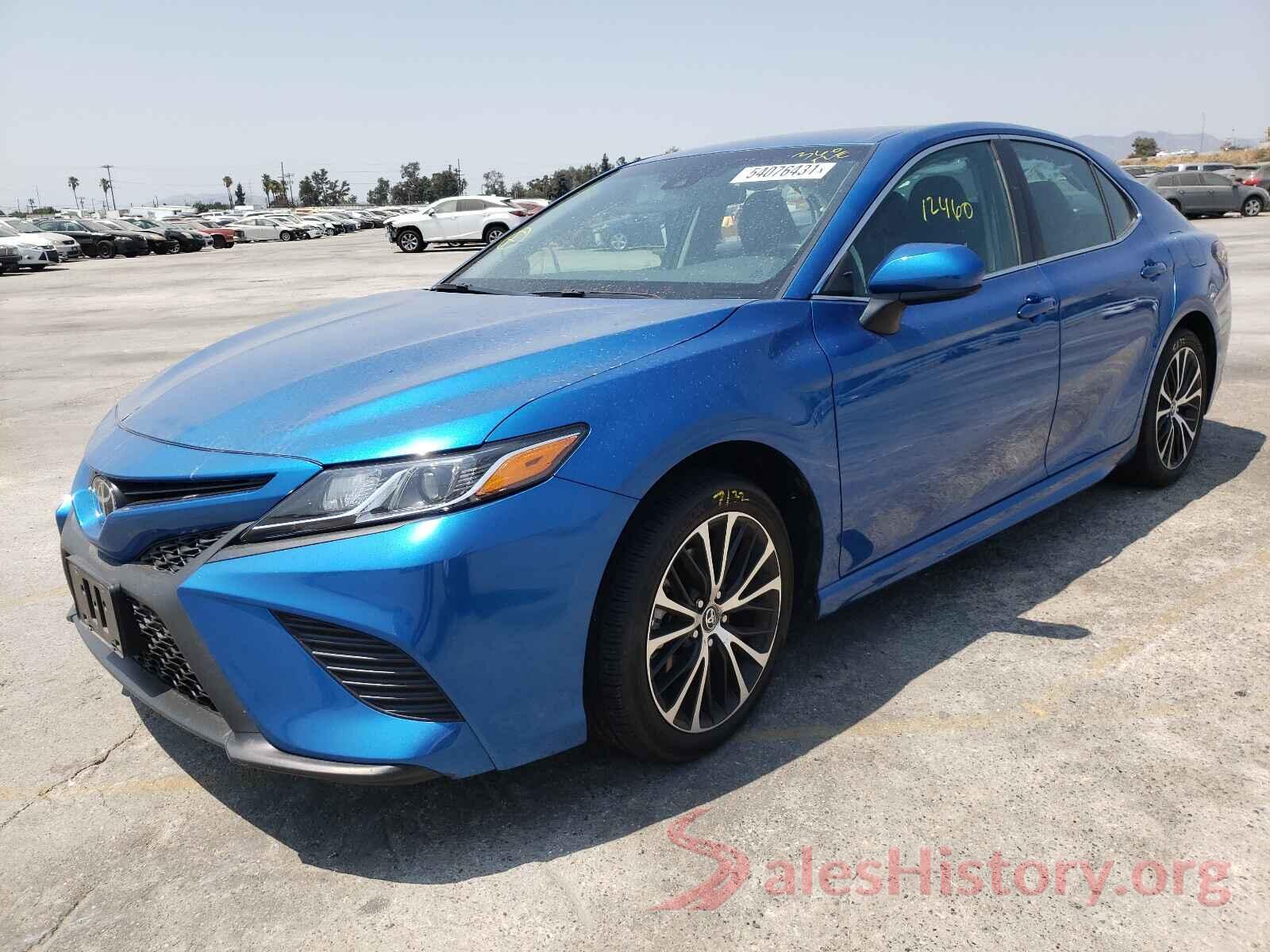 4T1B11HK9JU031187 2018 TOYOTA CAMRY