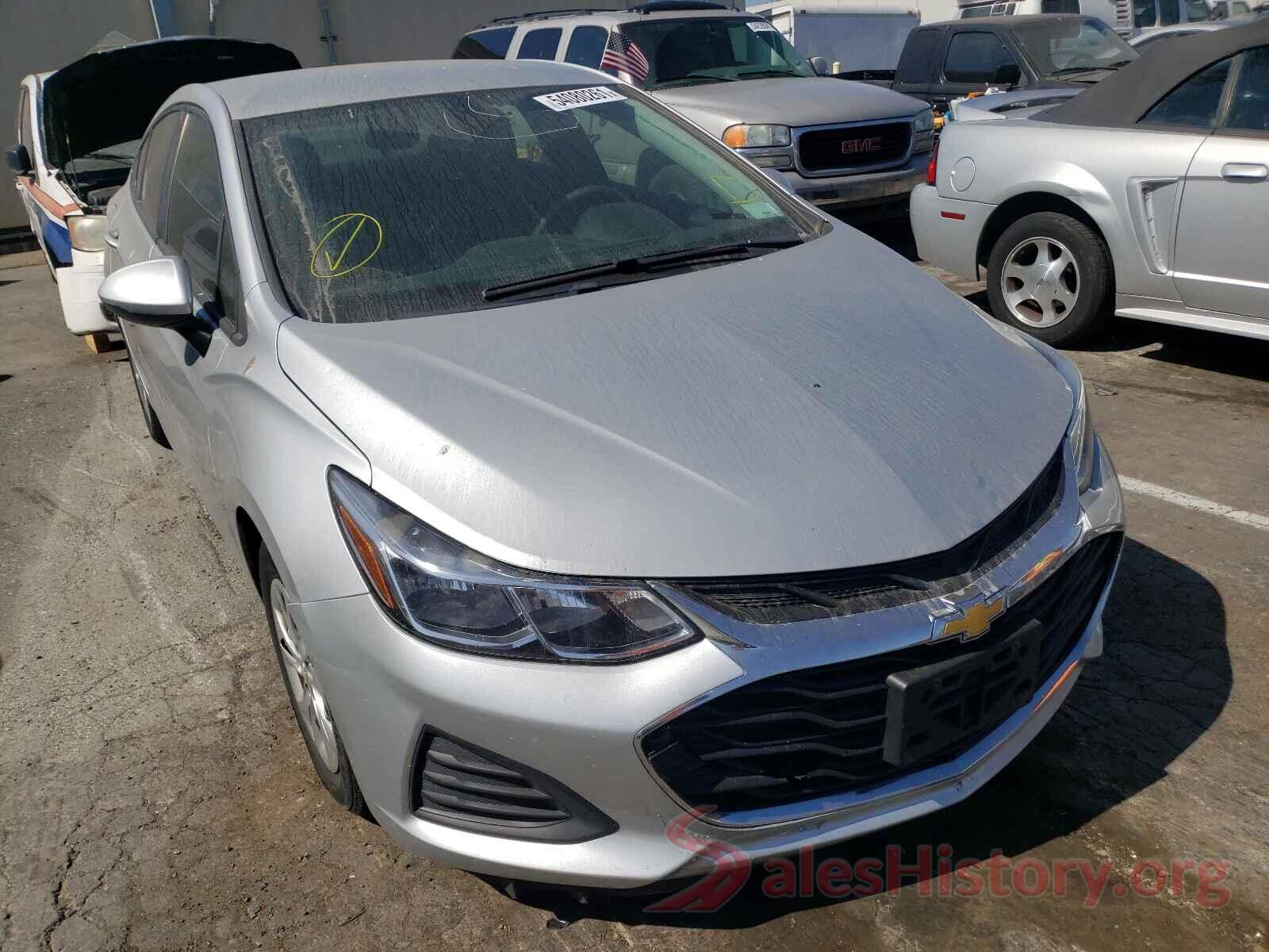 1G1BJ5SMXK7105974 2019 CHEVROLET CRUZE