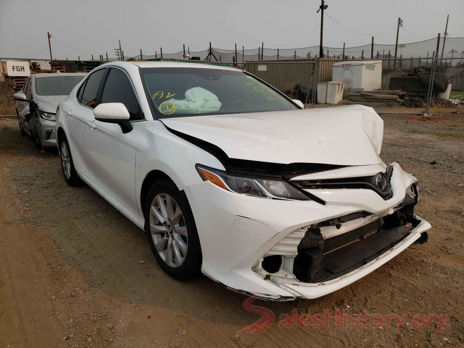 4T1B11HK6JU126502 2018 TOYOTA CAMRY