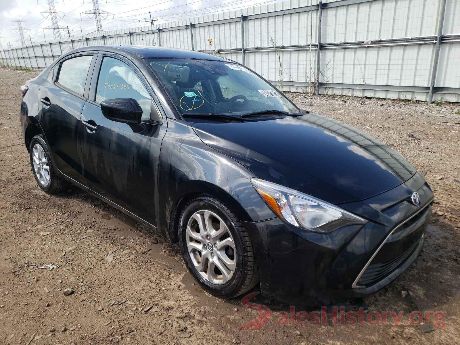 3MYDLBYV3JY315758 2018 TOYOTA YARIS