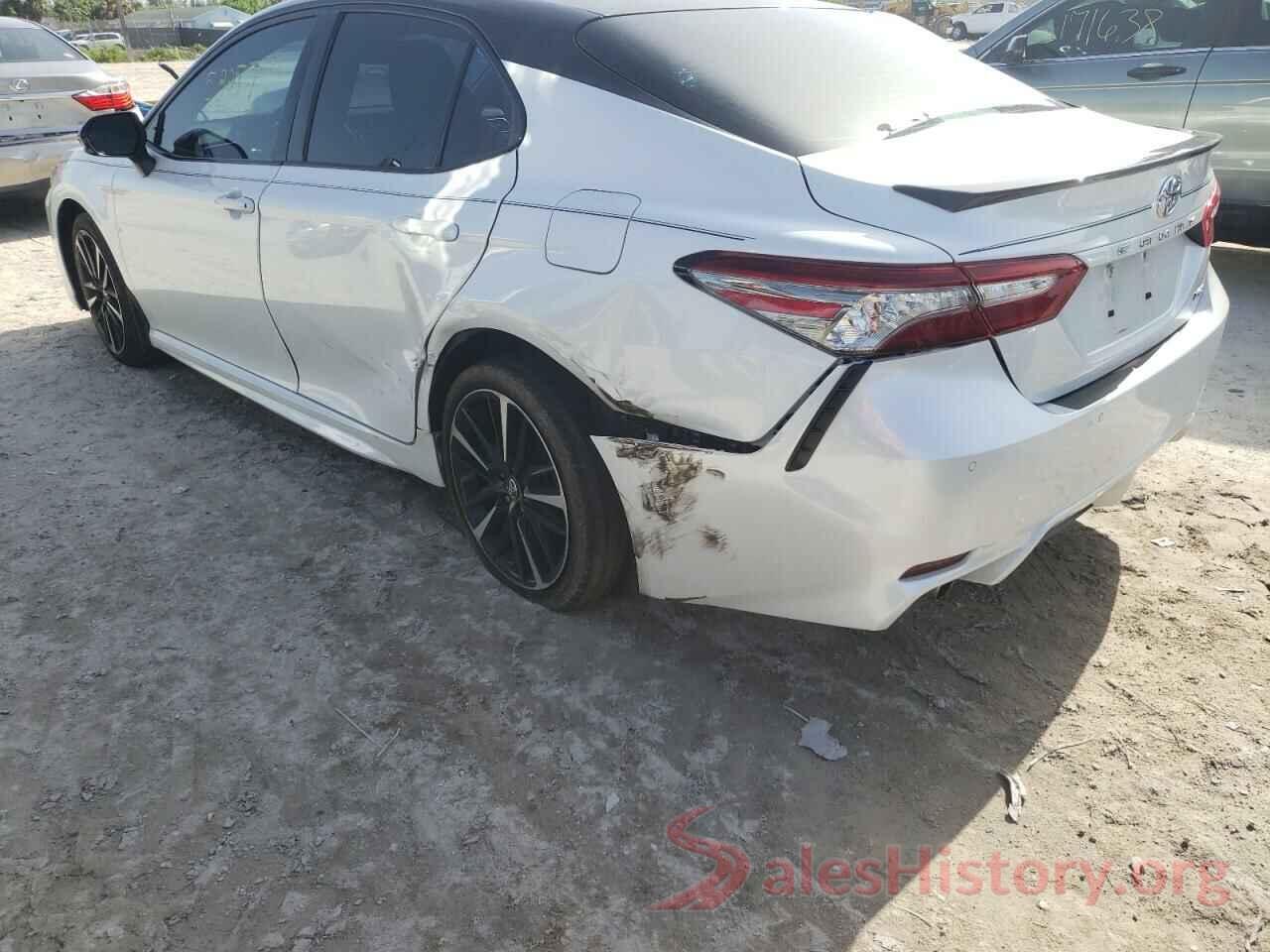 4T1B61HK0JU080263 2018 TOYOTA CAMRY