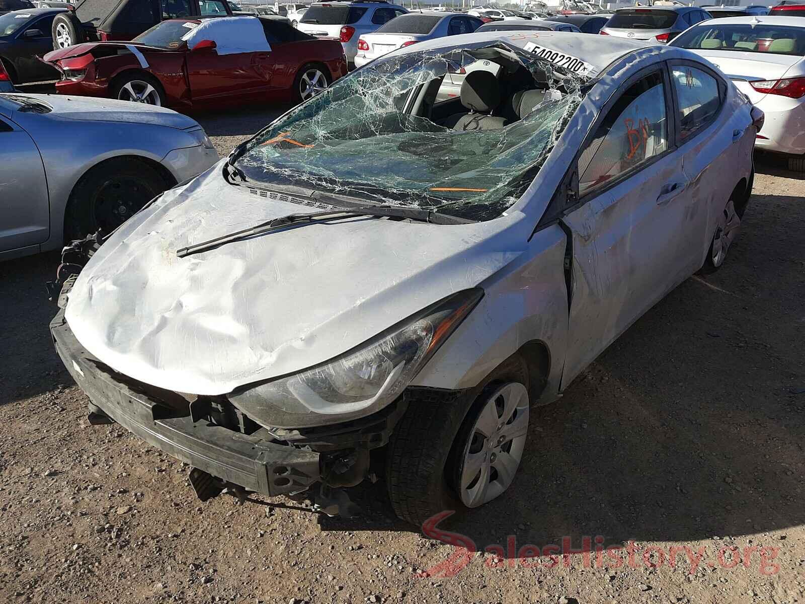 5NPDH4AE8GH721725 2016 HYUNDAI ELANTRA