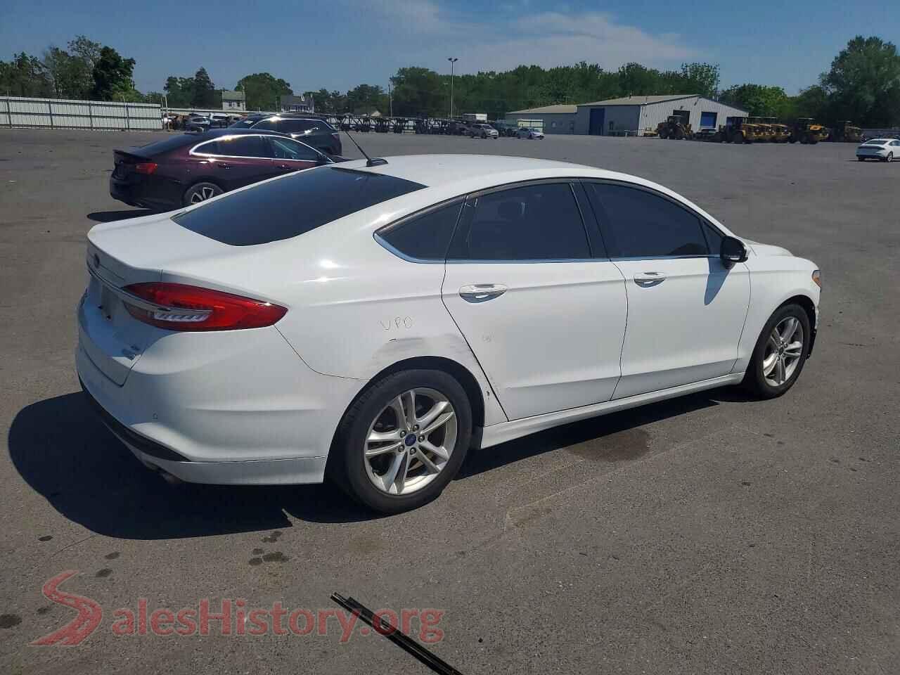 2018 FORD FUSION VIN 3FA6P0HD1JR255163, right side view