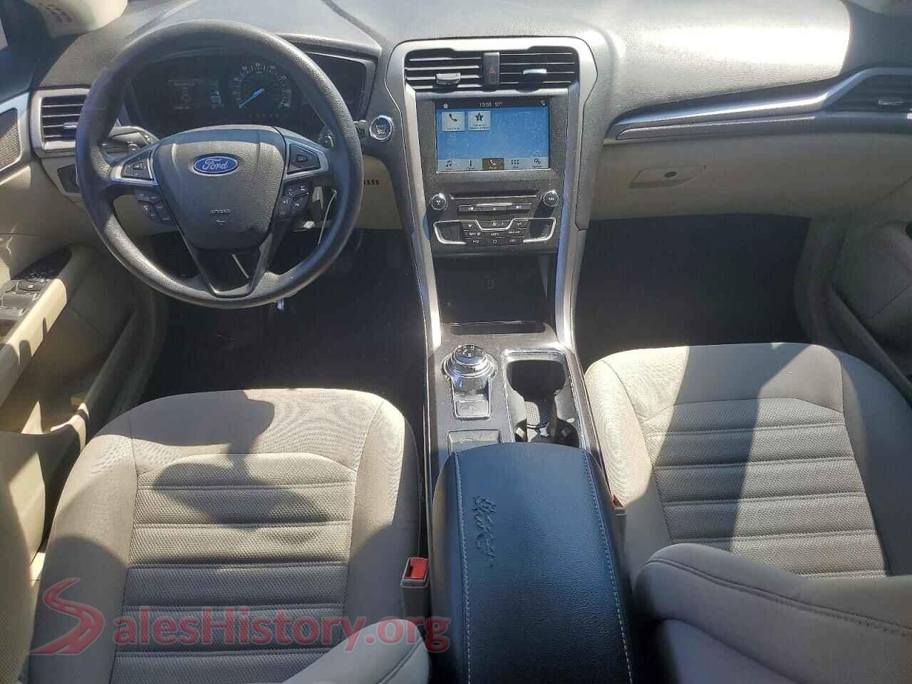 2018 FORD FUSION VIN 3FA6P0HD1JR255163, interior dashboard