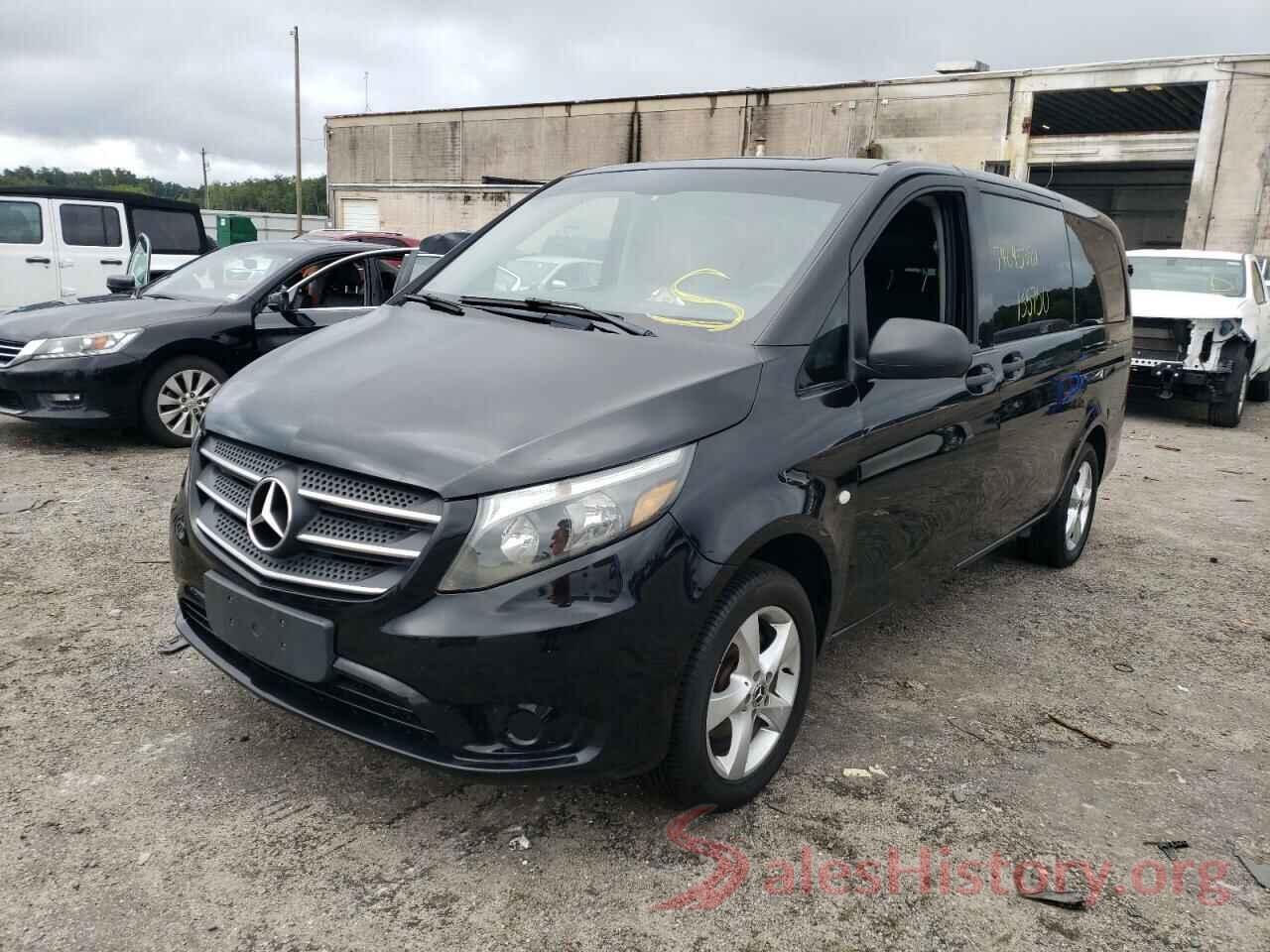 WD4PG2EE1J3491565 2018 MERCEDES-BENZ METRIS