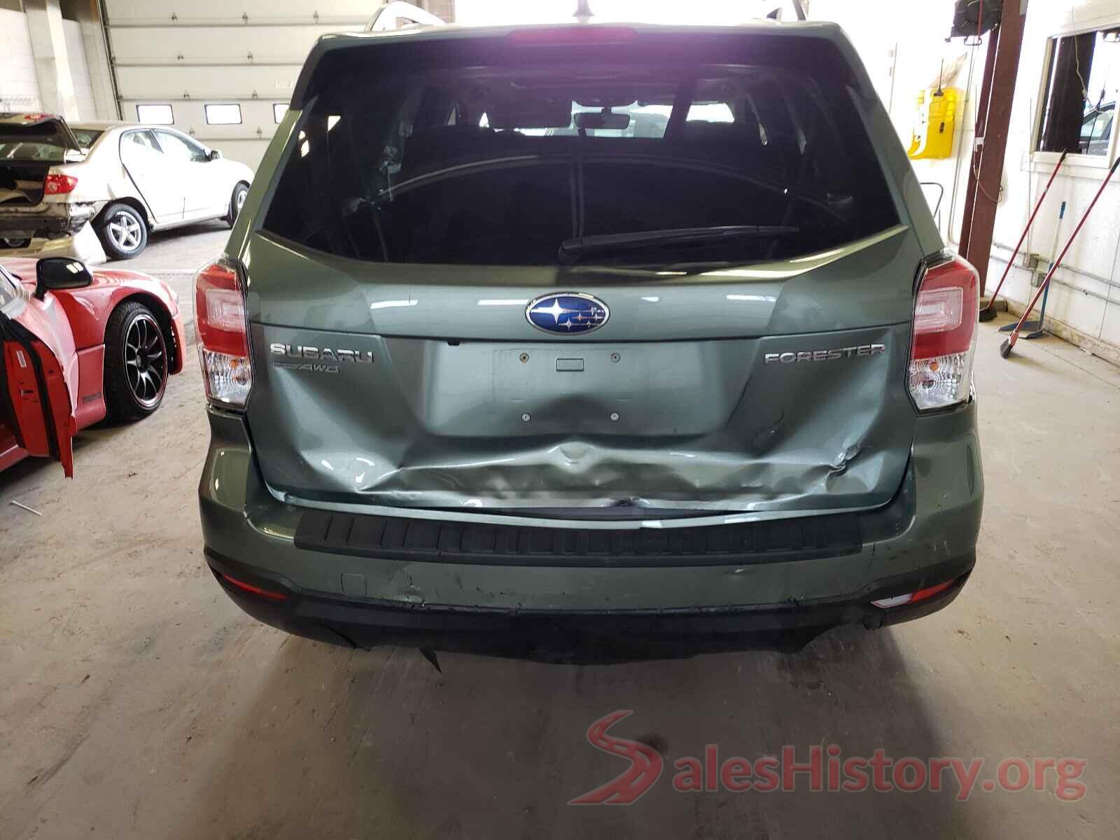 JF2SJAJC3JH433403 2018 SUBARU FORESTER