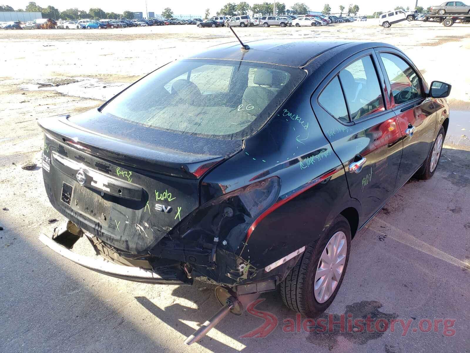 3N1CN7AP5JL868263 2018 NISSAN VERSA