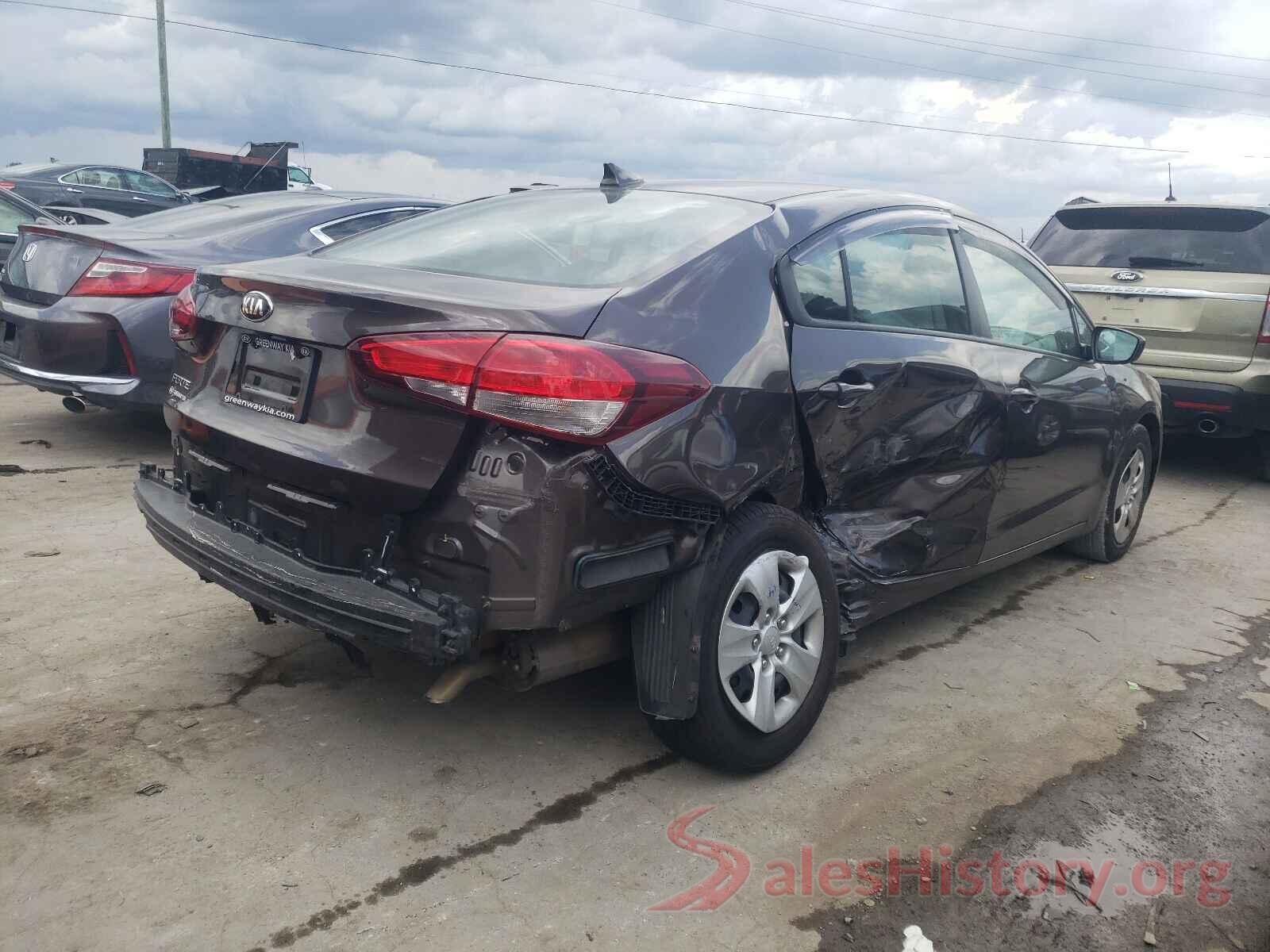 3KPFL4A7XJE177555 2018 KIA FORTE