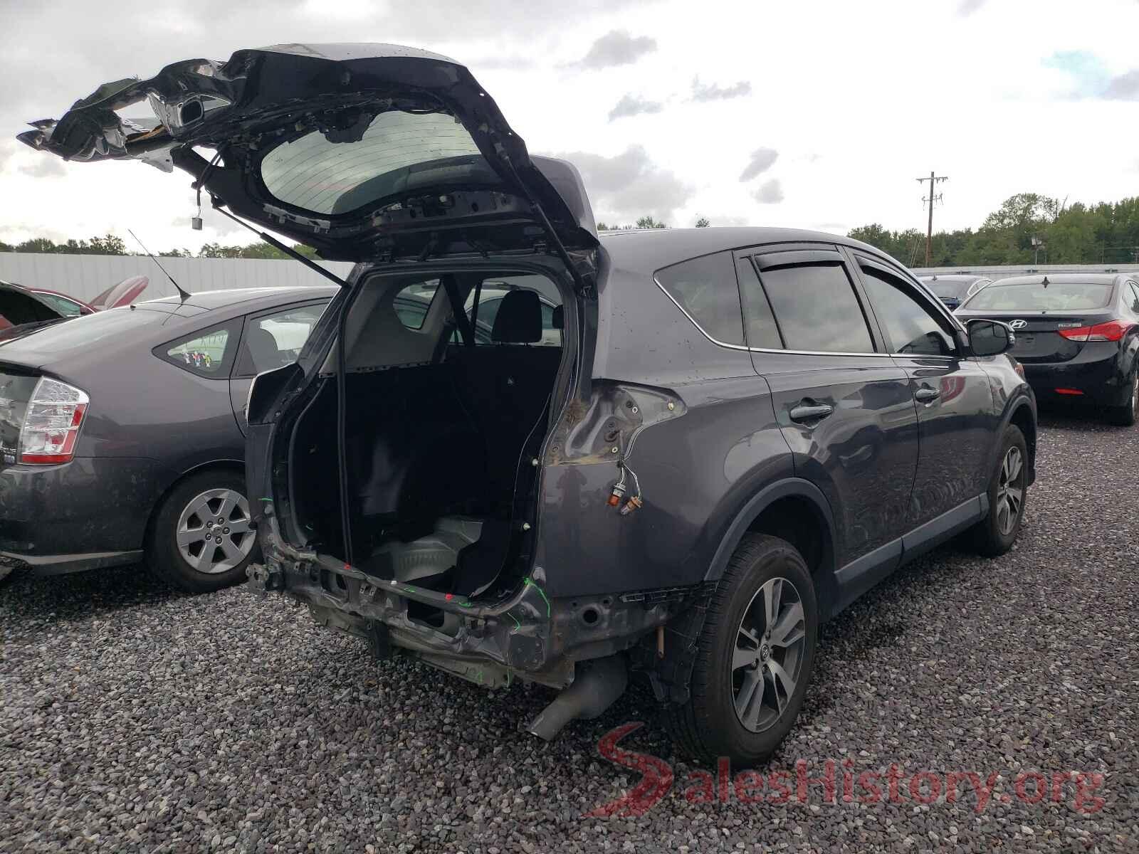 2T3RFREV0JW796812 2018 TOYOTA RAV4